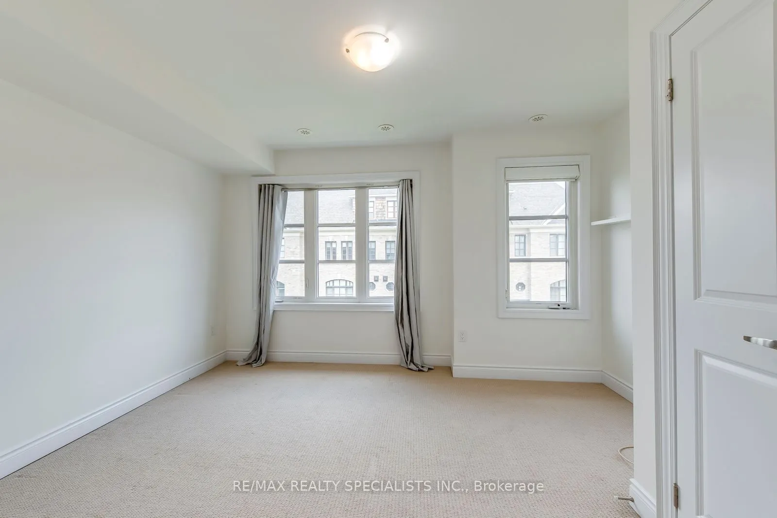 2025 Queensborough Gate, #24