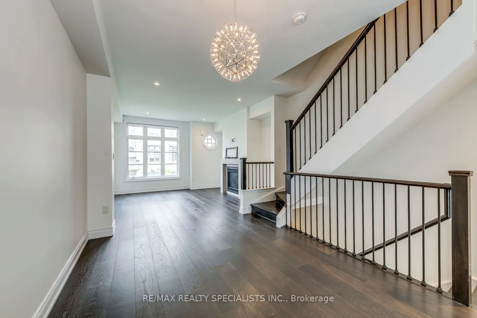 2025 Queensborough Gate, #24