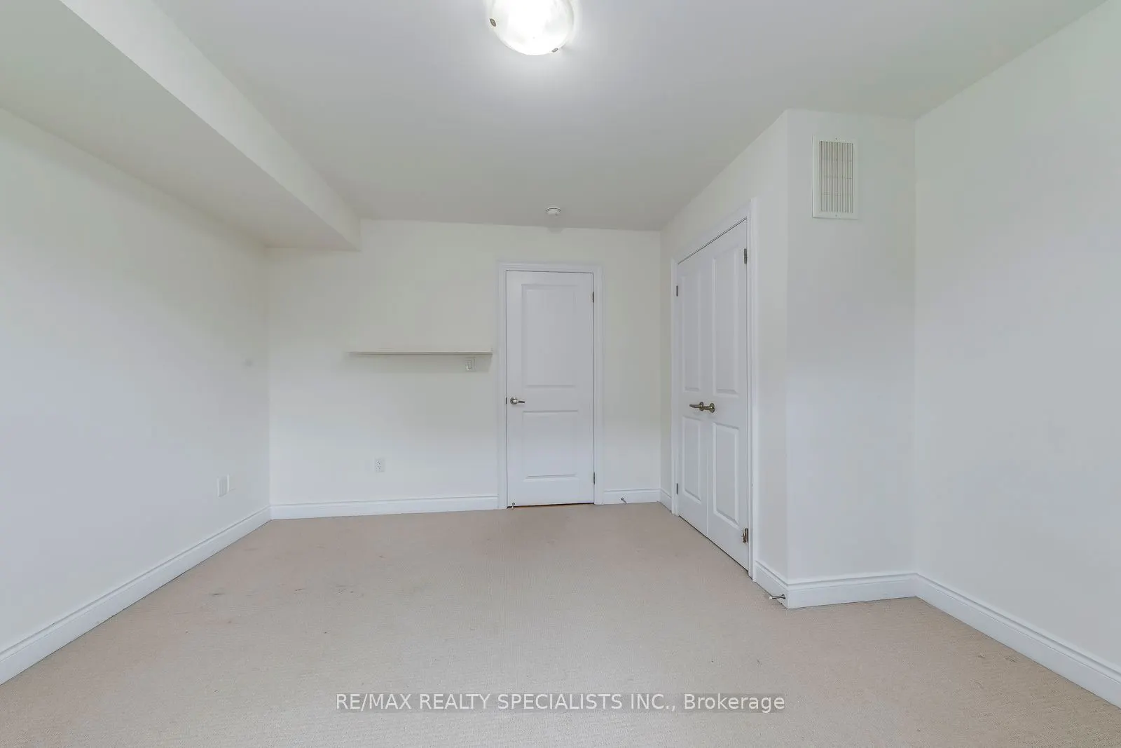 2025 Queensborough Gate, #24