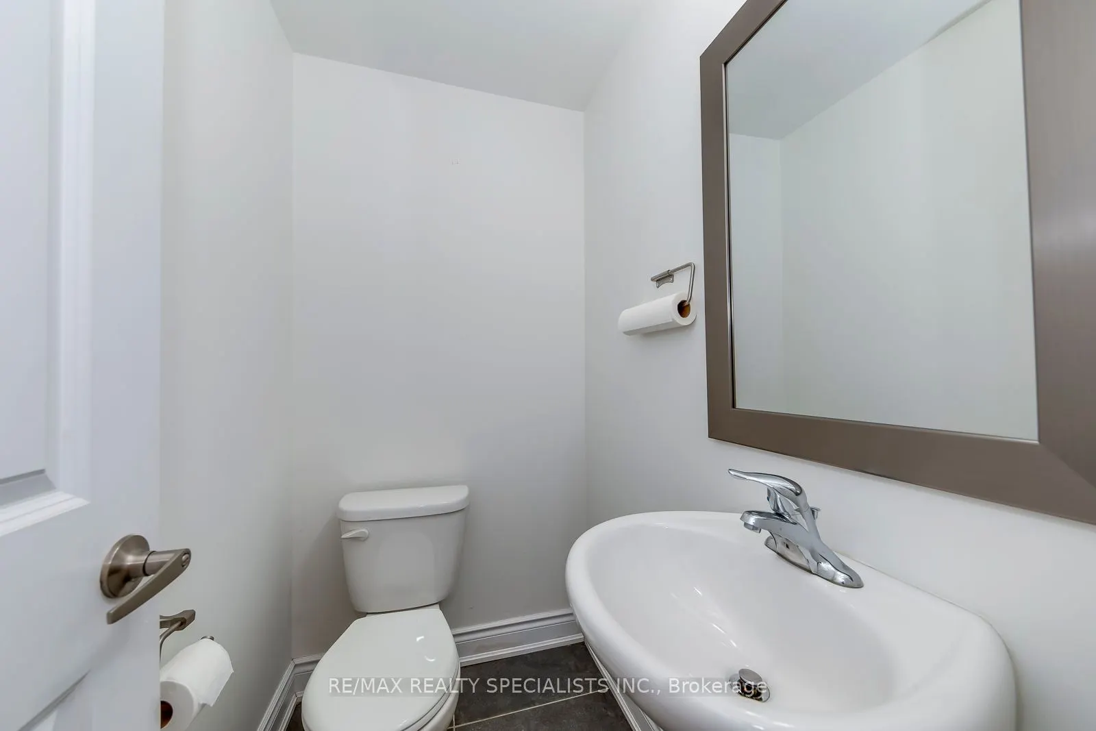 2025 Queensborough Gate, #24