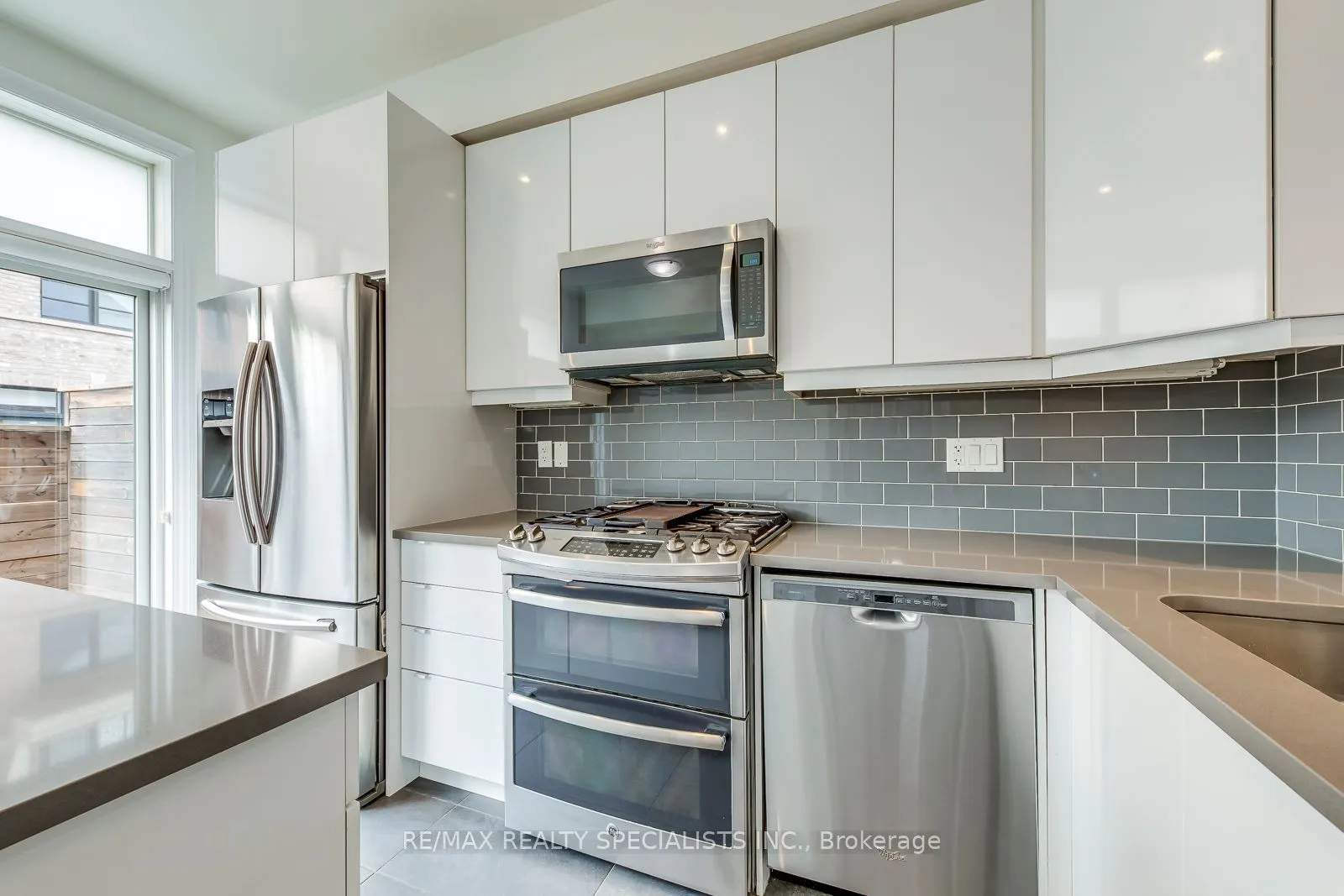 2025 Queensborough Gate, #24