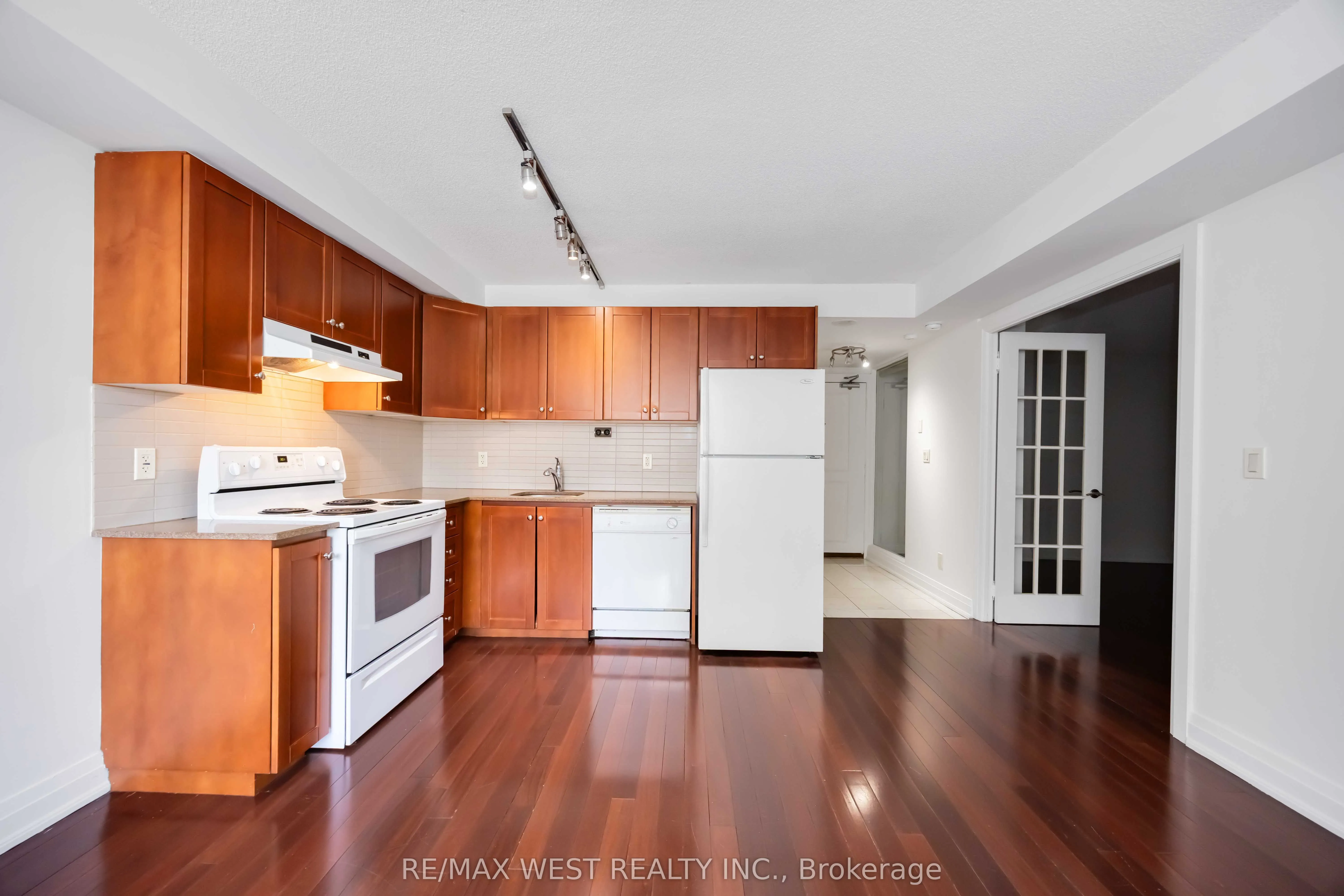 2737 Keele Street, #629