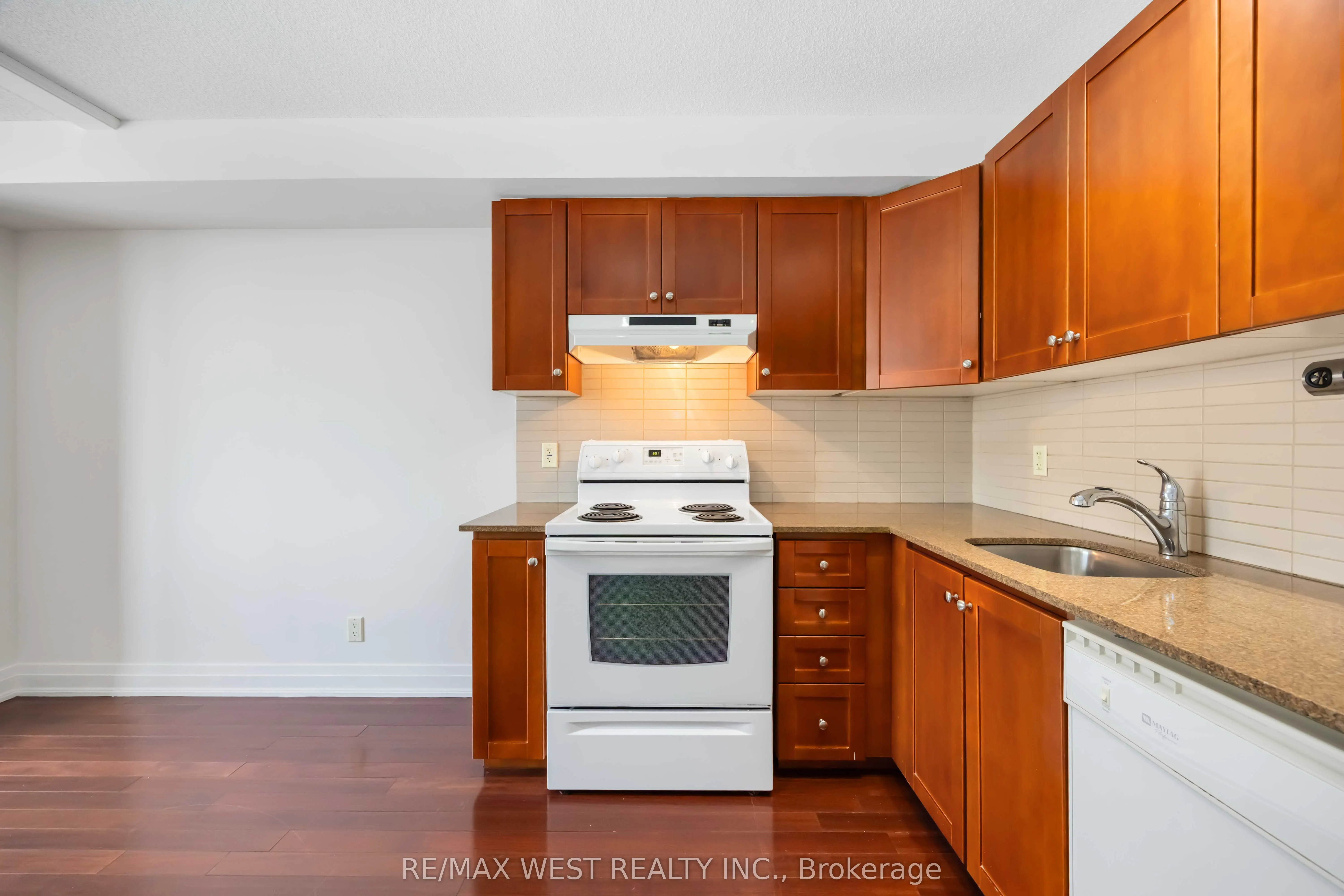 2737 Keele Street, #629