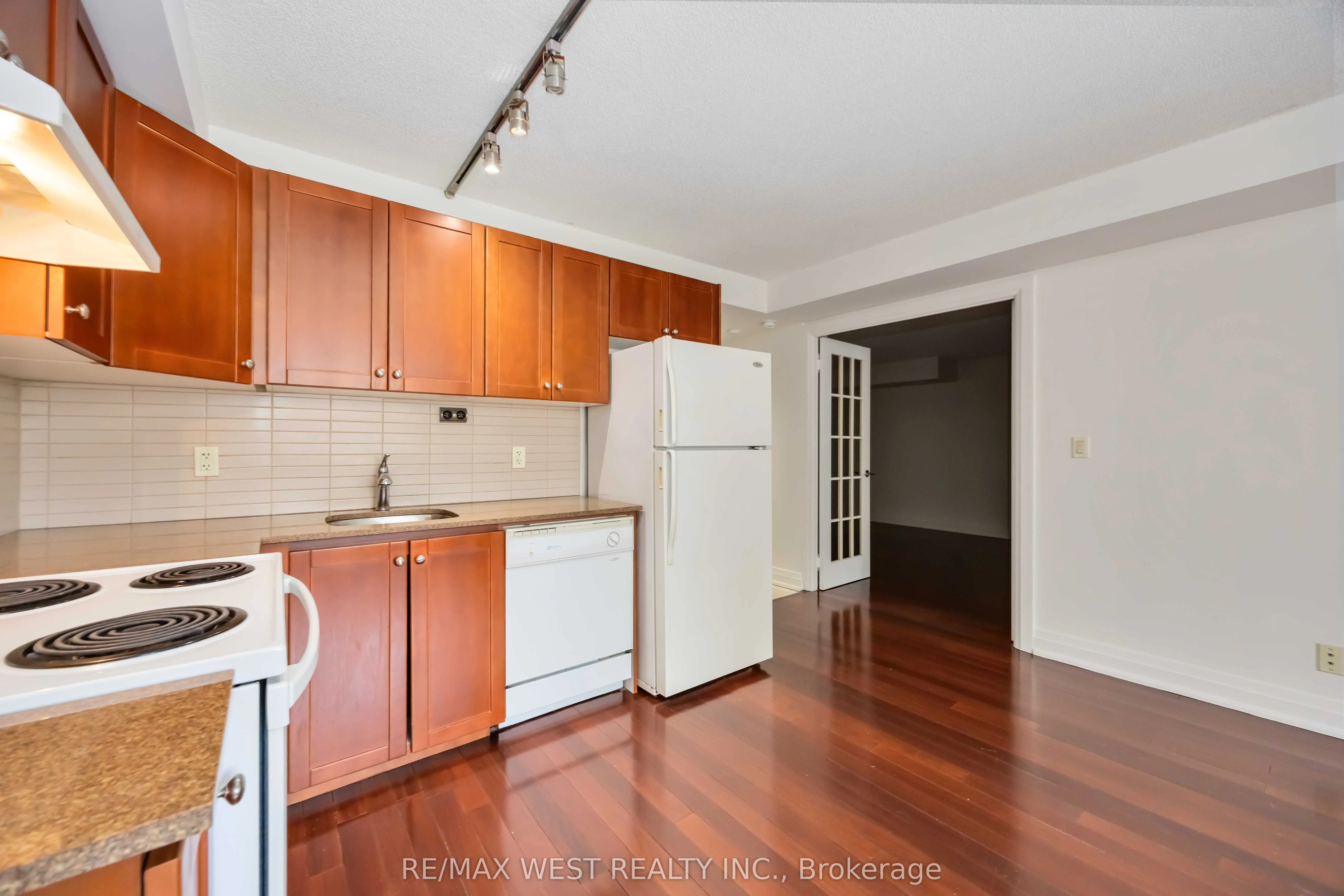2737 Keele Street, #629