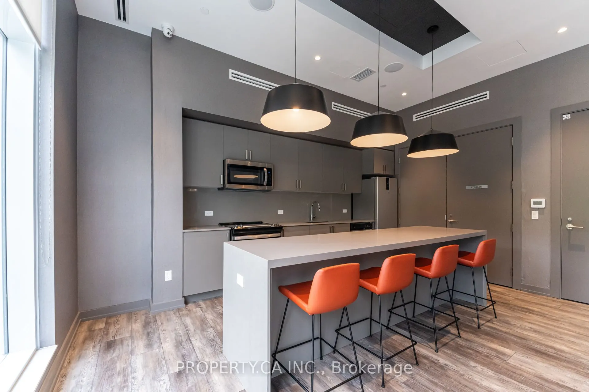 10 Wilby Crescent, #2006