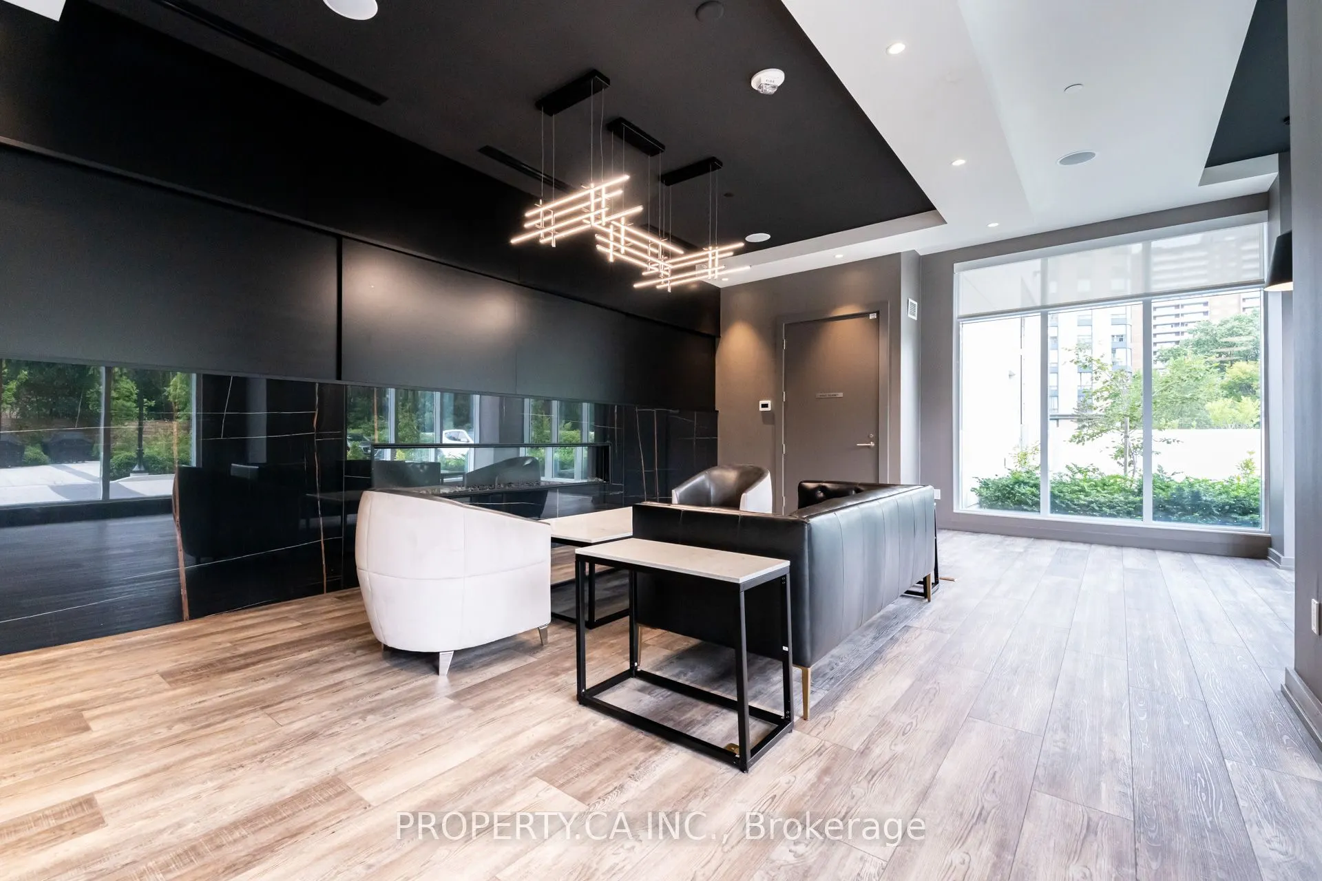 10 Wilby Crescent, #2006