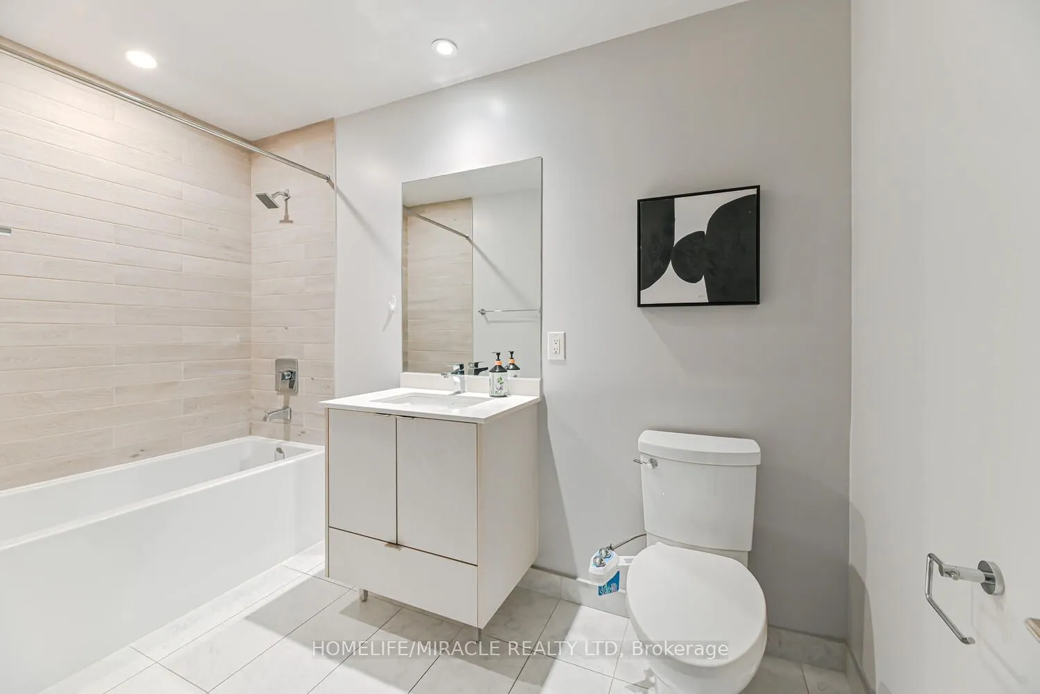1926 Lakeshore Boulevard, #3811