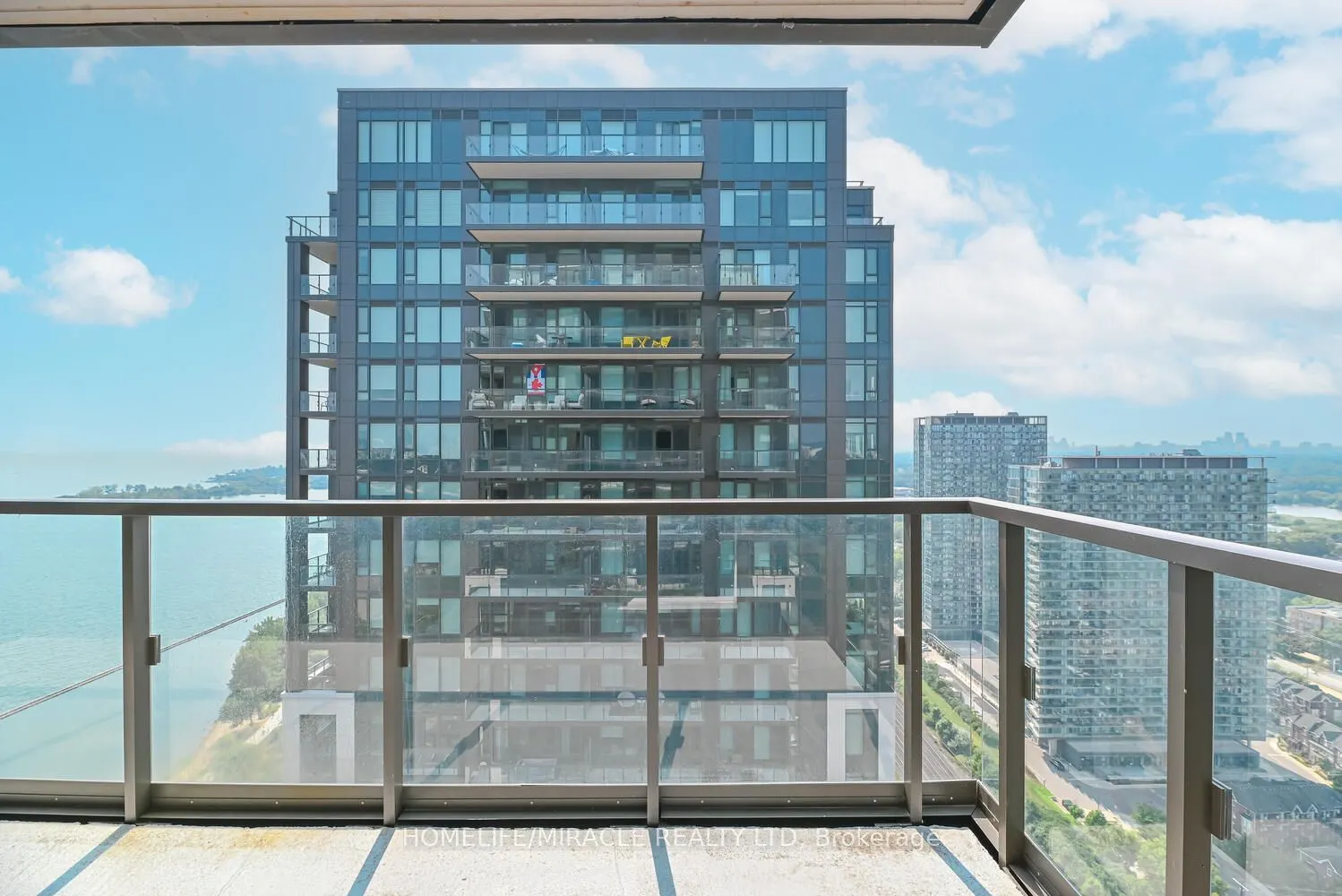 1926 Lakeshore Boulevard, #3811