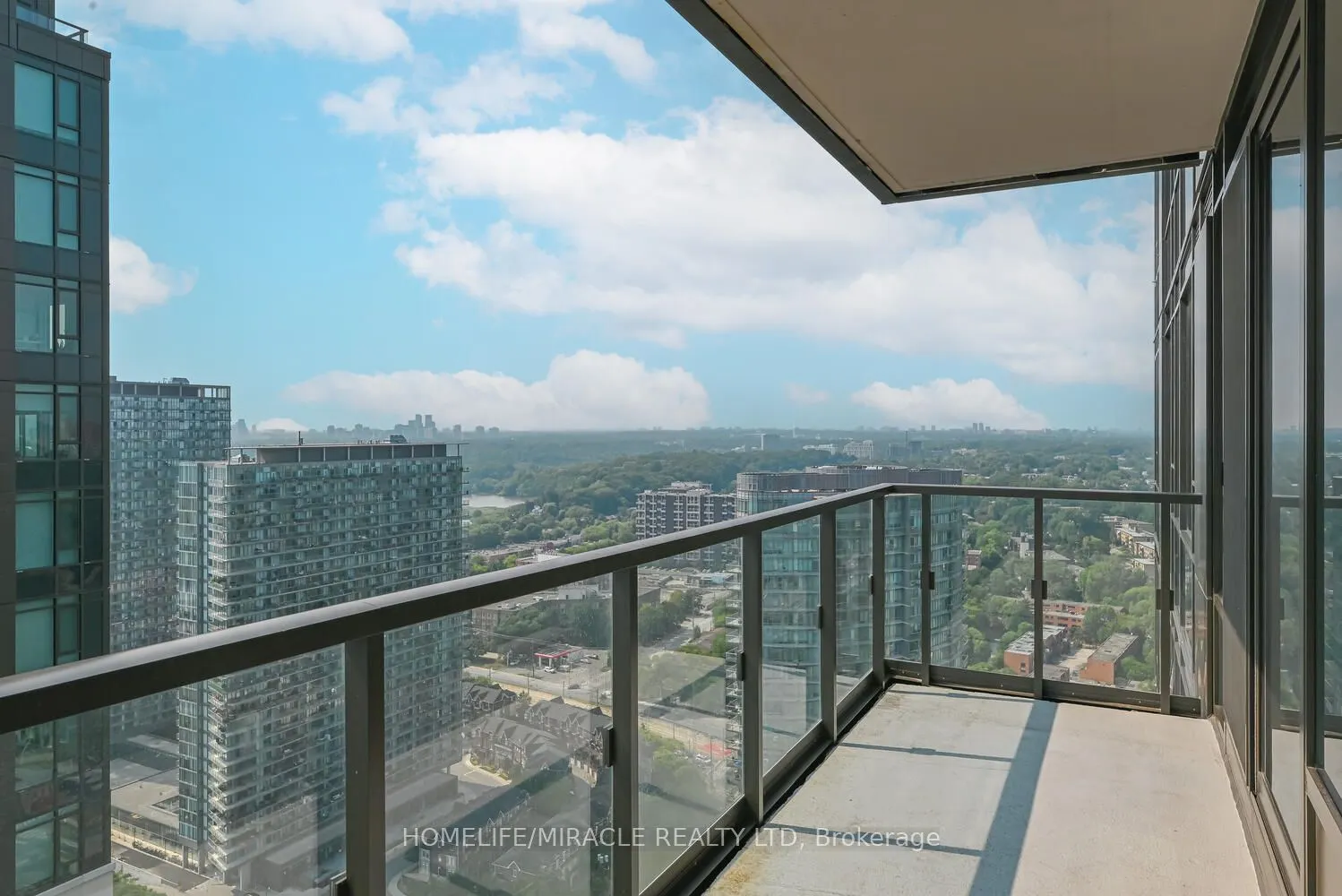 1926 Lakeshore Boulevard, #3811