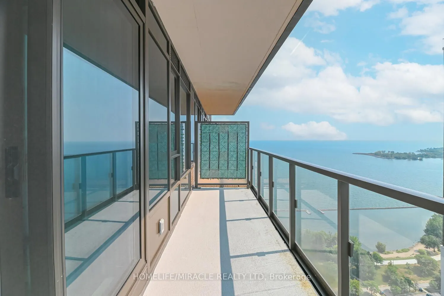 1926 Lakeshore Boulevard, #3811