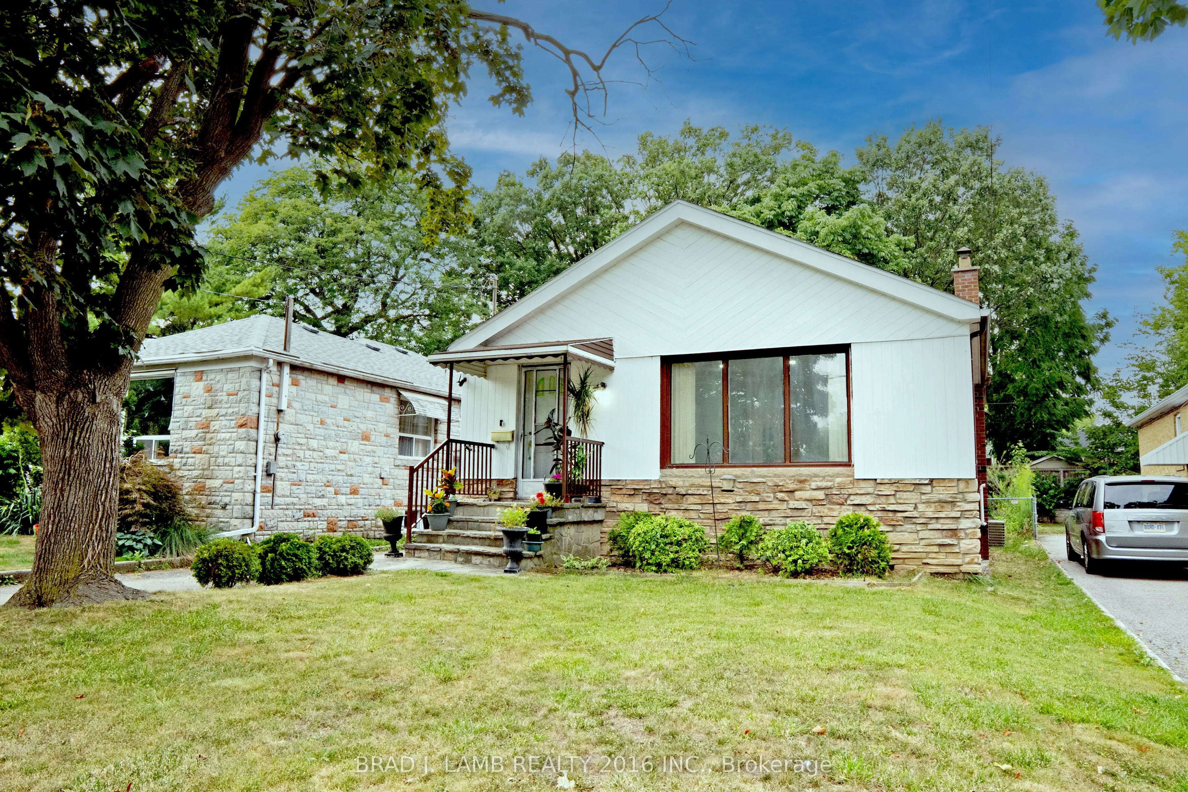 42 Lynnford Drive