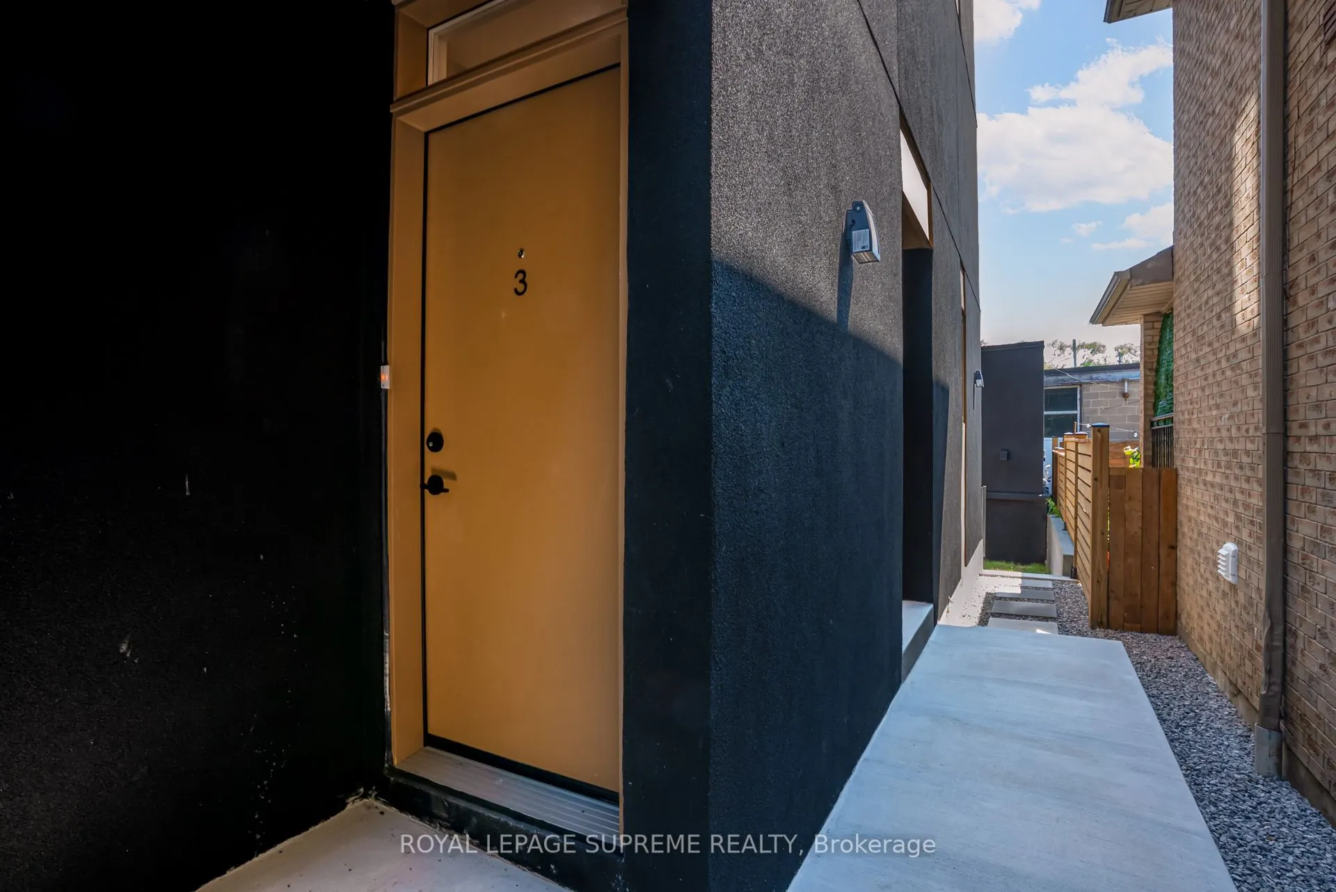 101 Bernice Crescent, #3