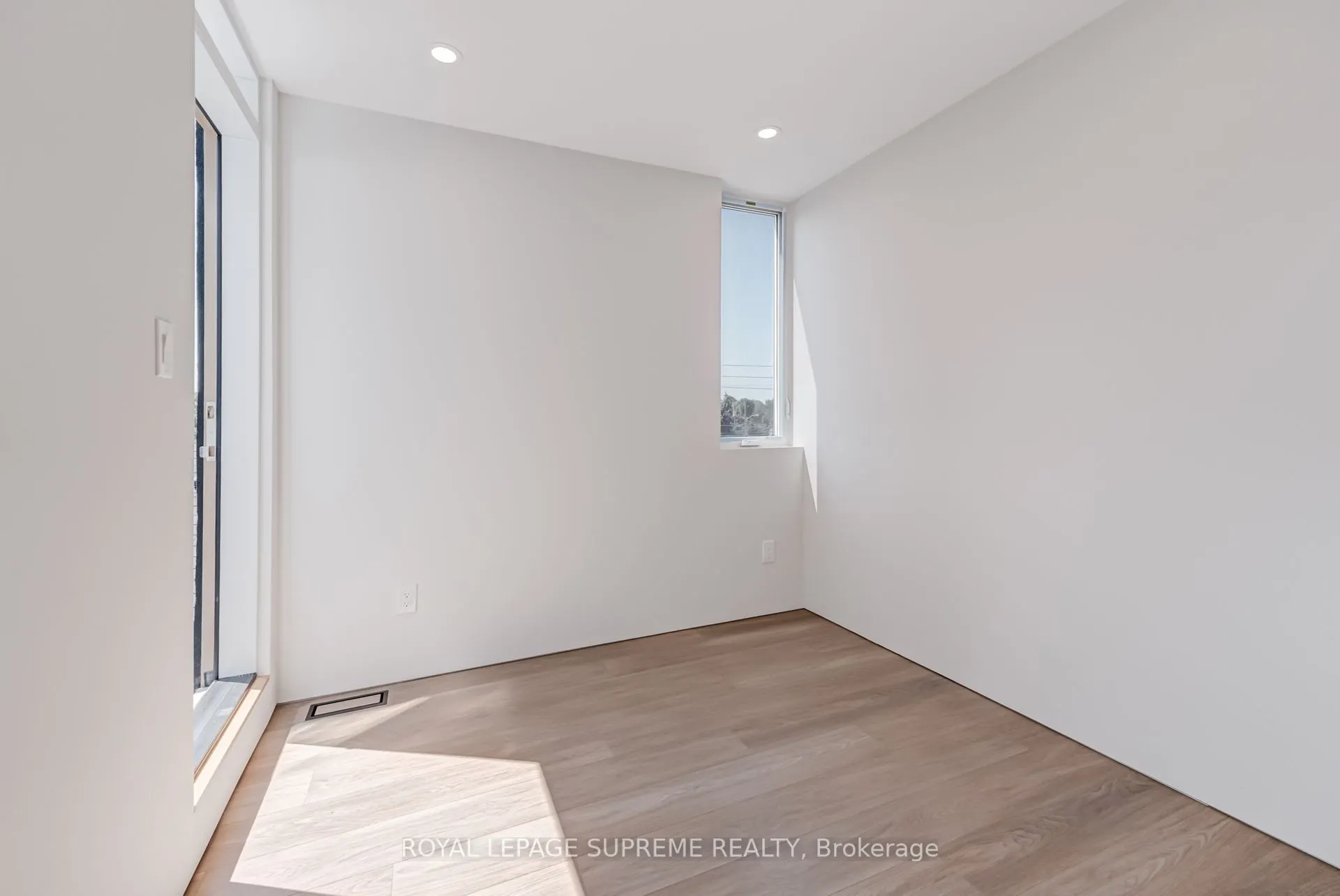 101 Bernice Crescent, #3