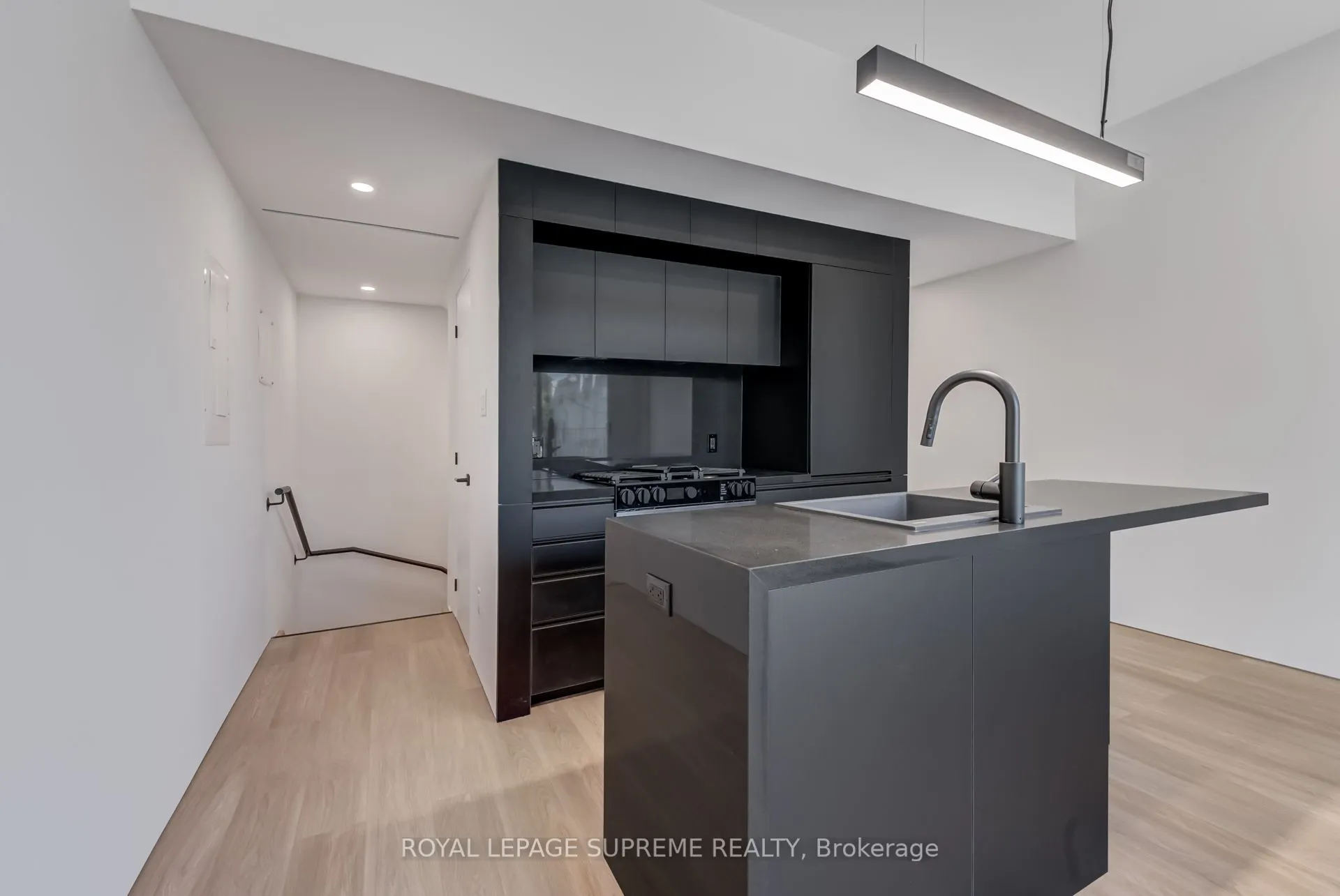 101 Bernice Crescent, #3