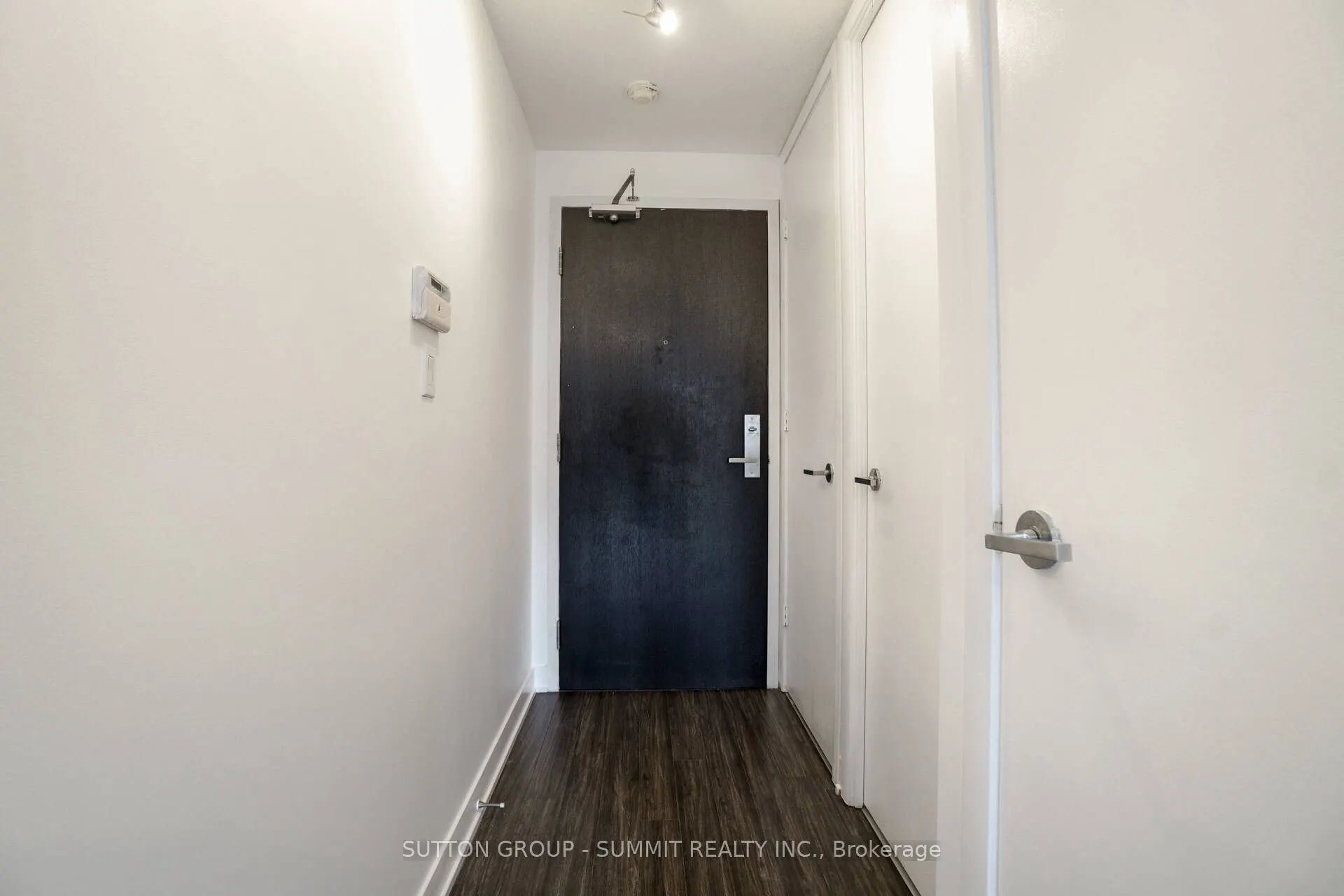 165 Legion Road N, #2822