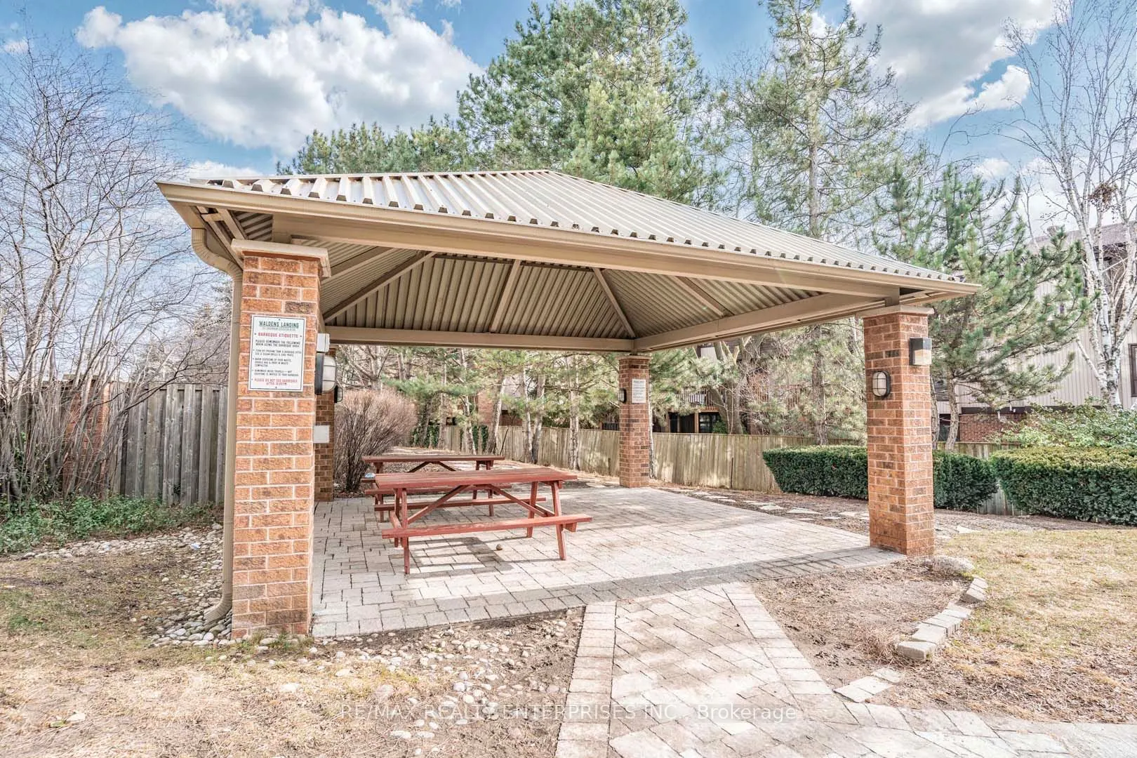 1110 Walden Circle, #405