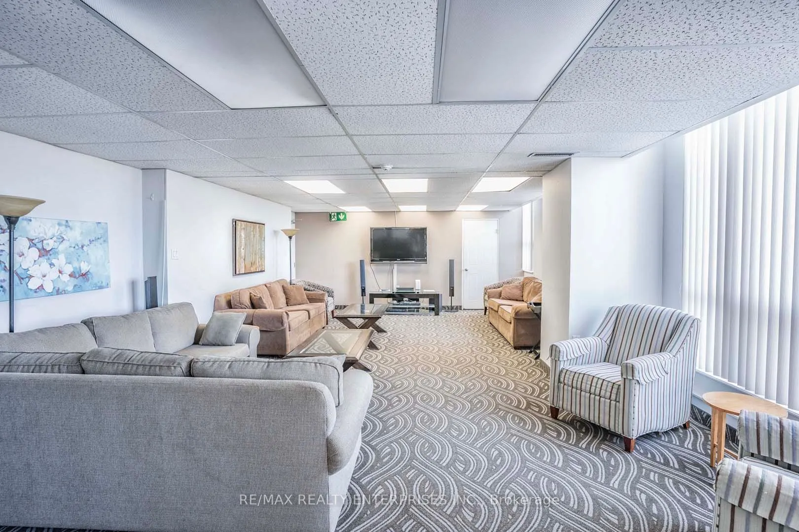 1110 Walden Circle, #405