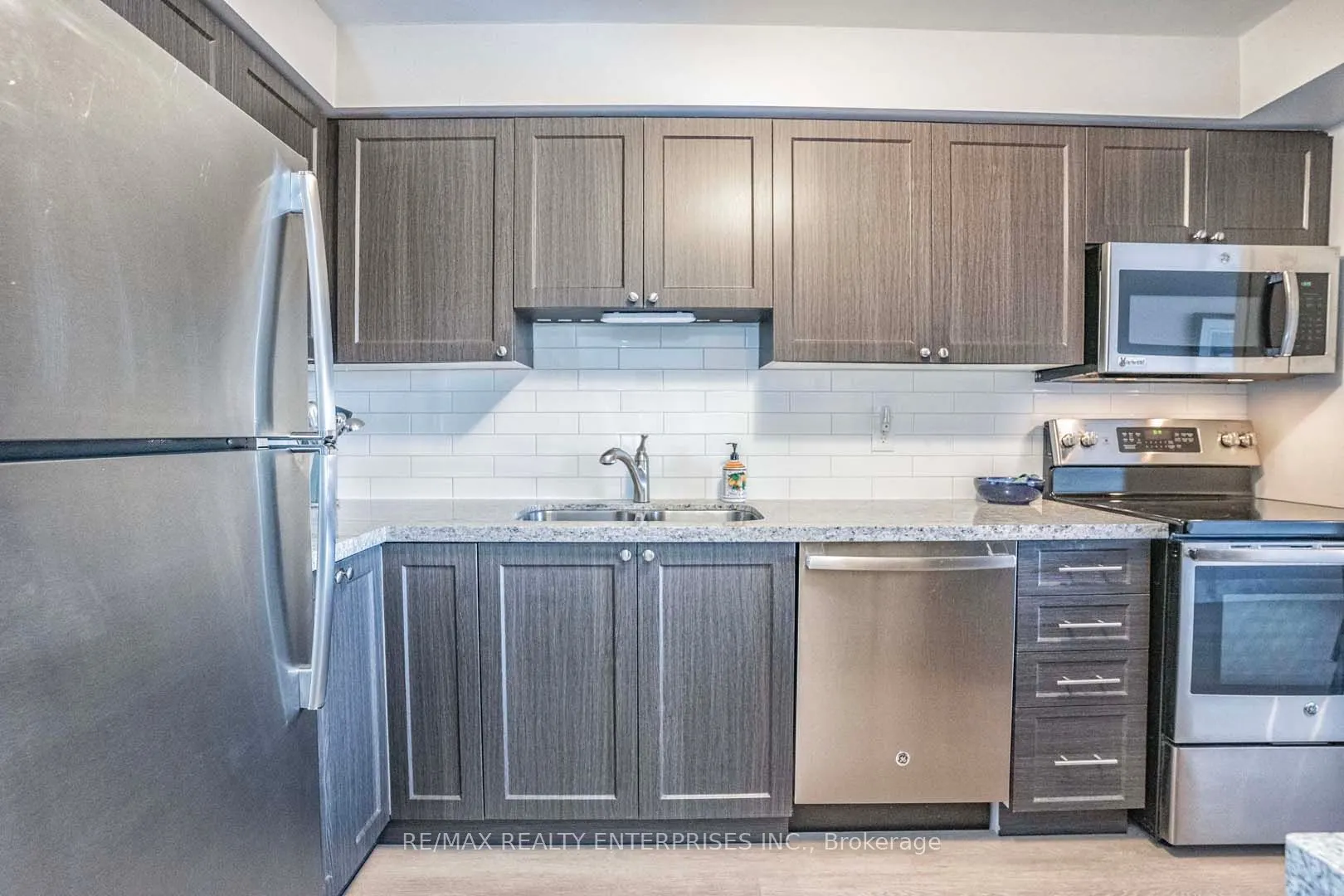 1110 Walden Circle, #405