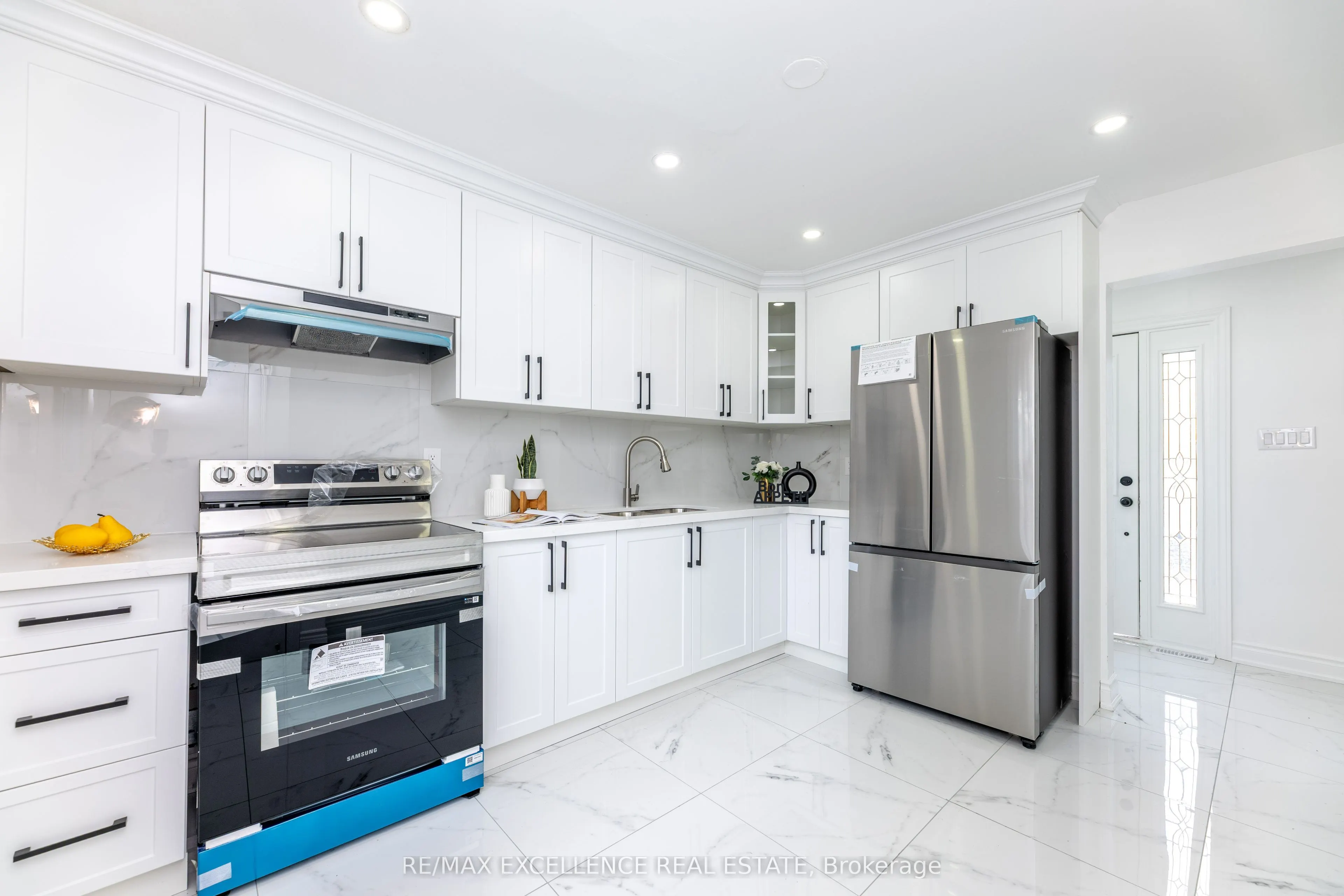 20 Hedgeson Court