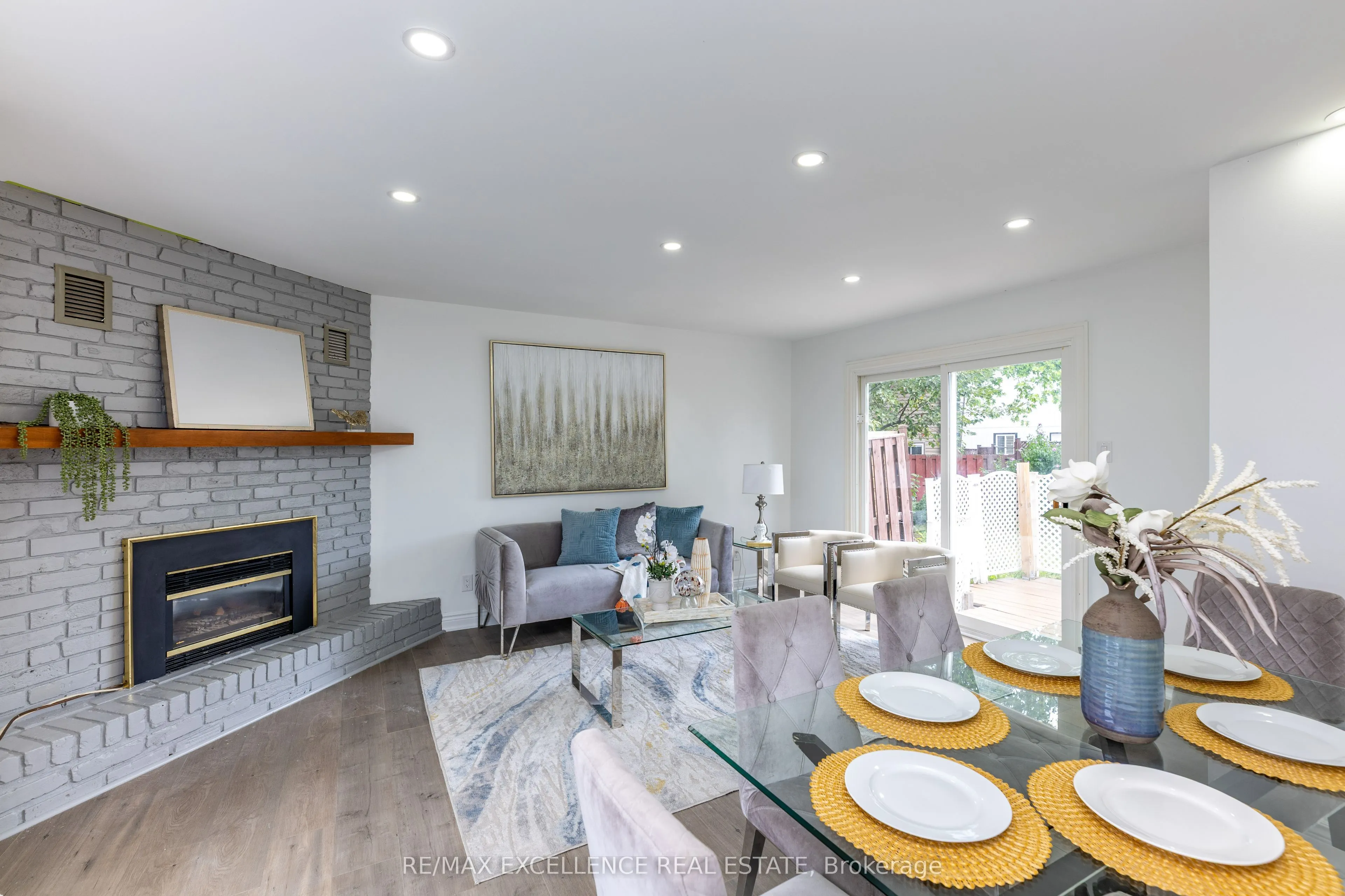 20 Hedgeson Court