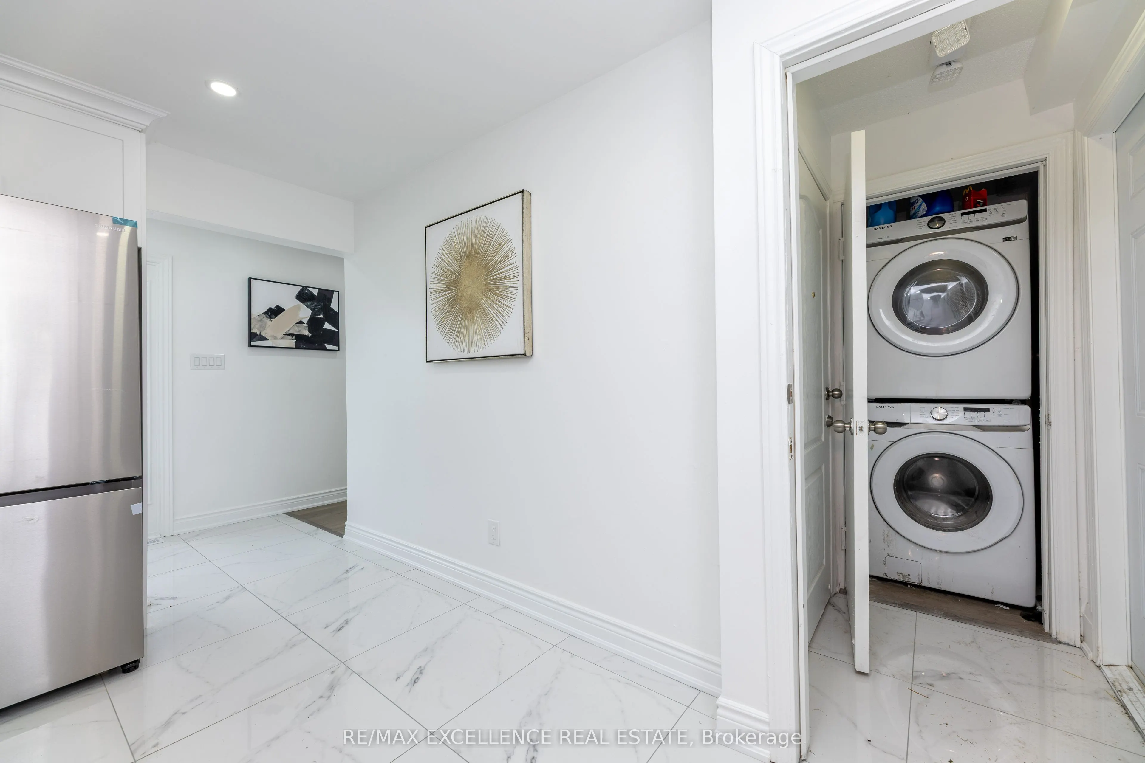 20 Hedgeson Court