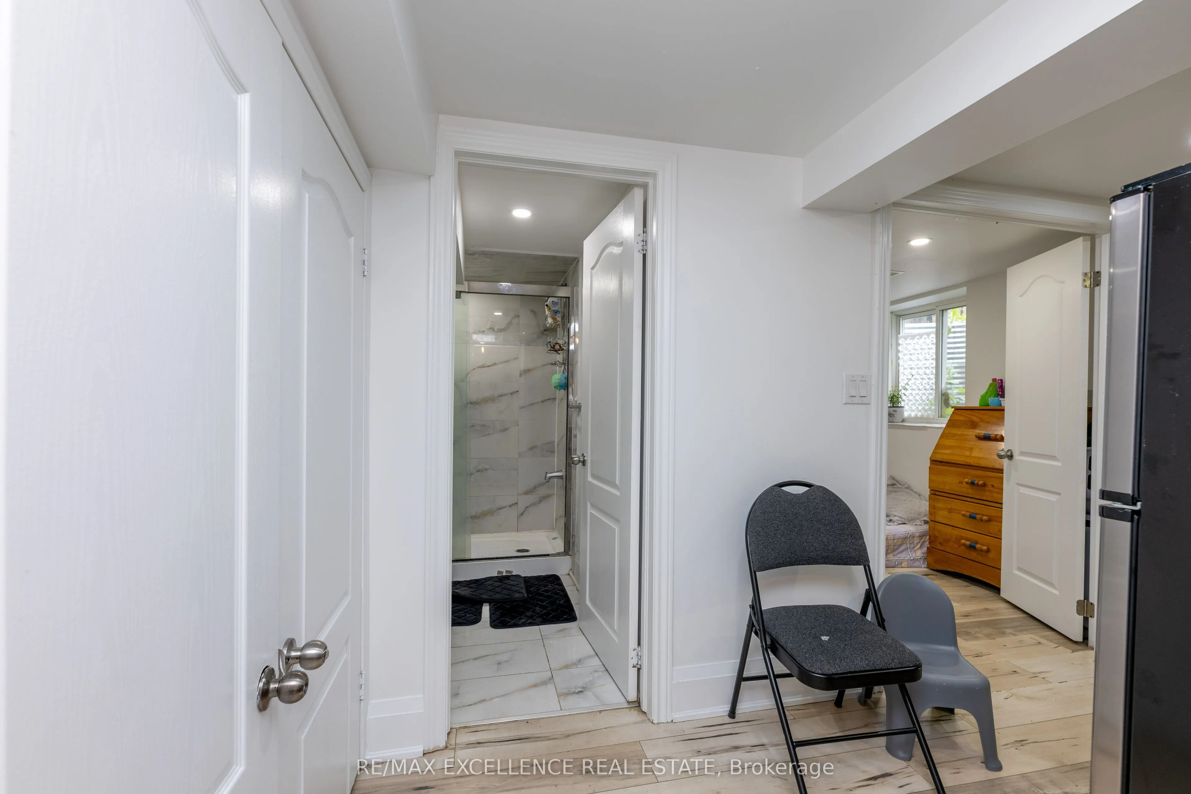20 Hedgeson Court