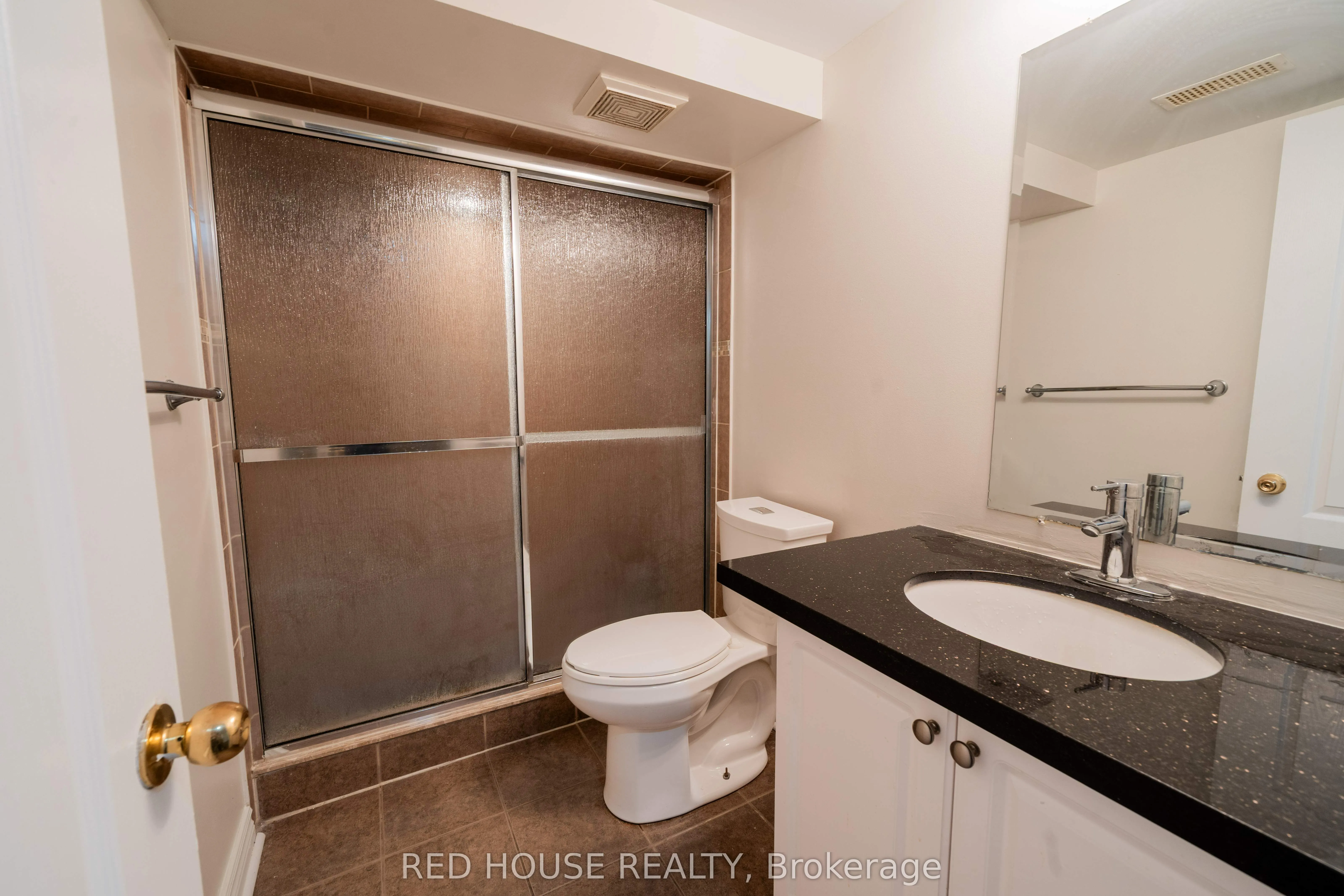 78 Passfield Trail
