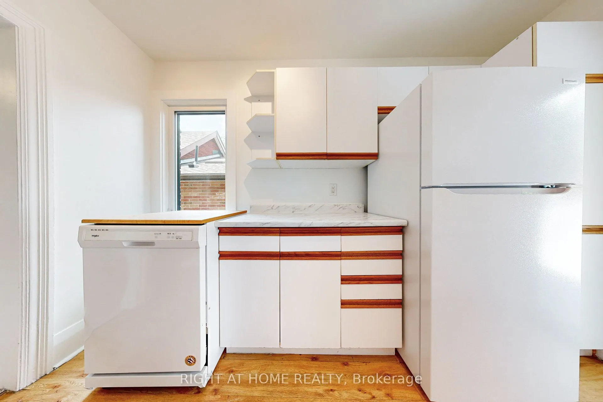 28 Pearson Avenue, #Upper