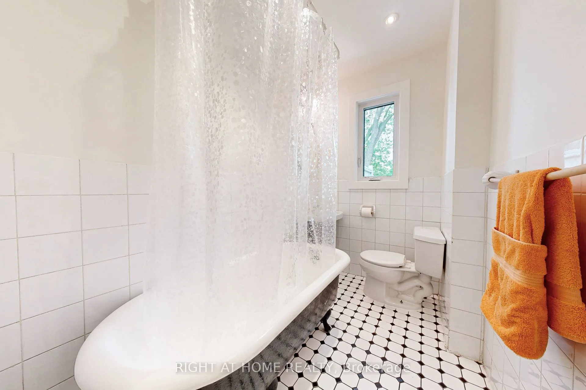 28 Pearson Avenue, #Upper