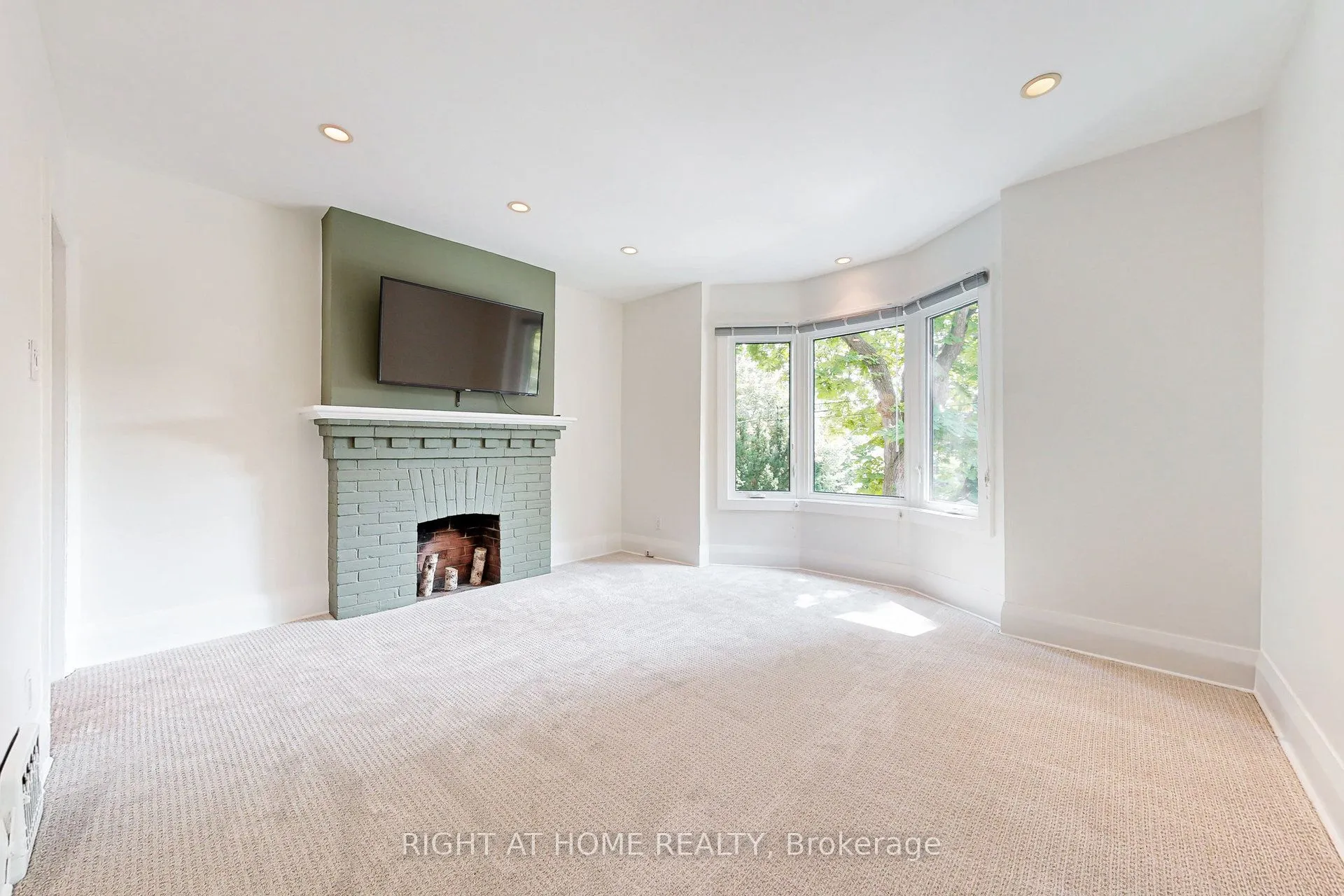 28 Pearson Avenue, #Upper