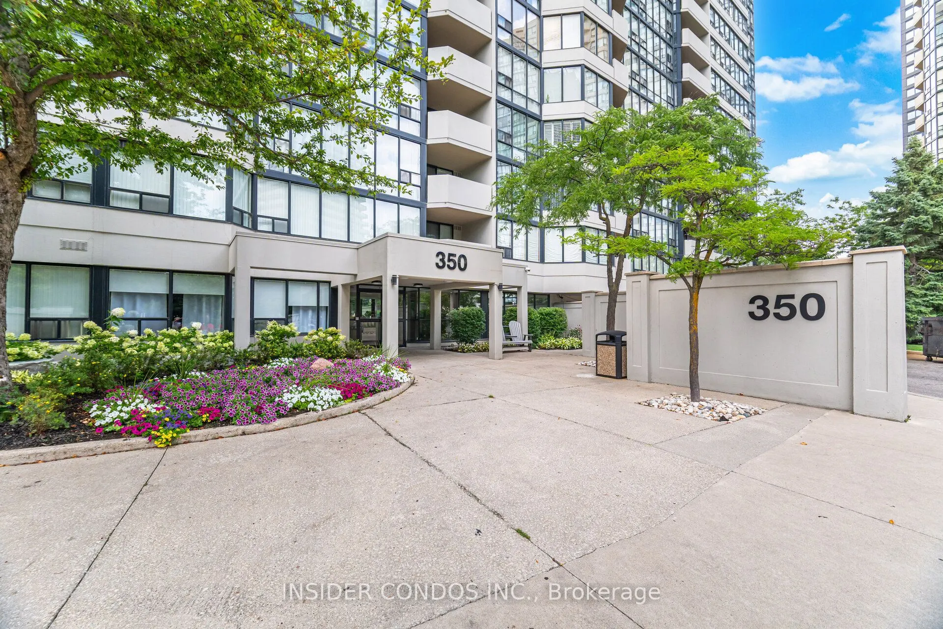 350 Rathburn Road, #1402
