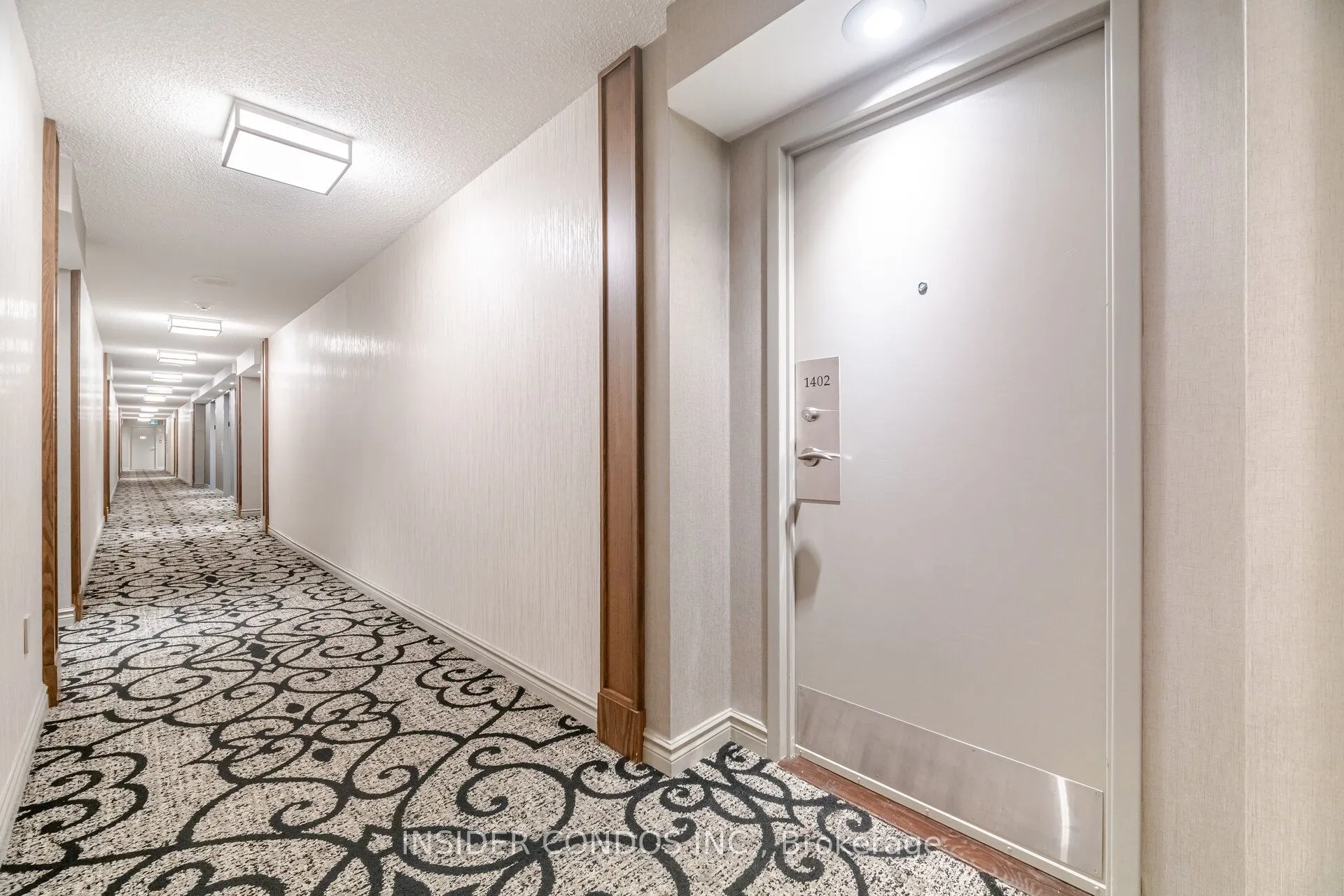 350 Rathburn Road, #1402