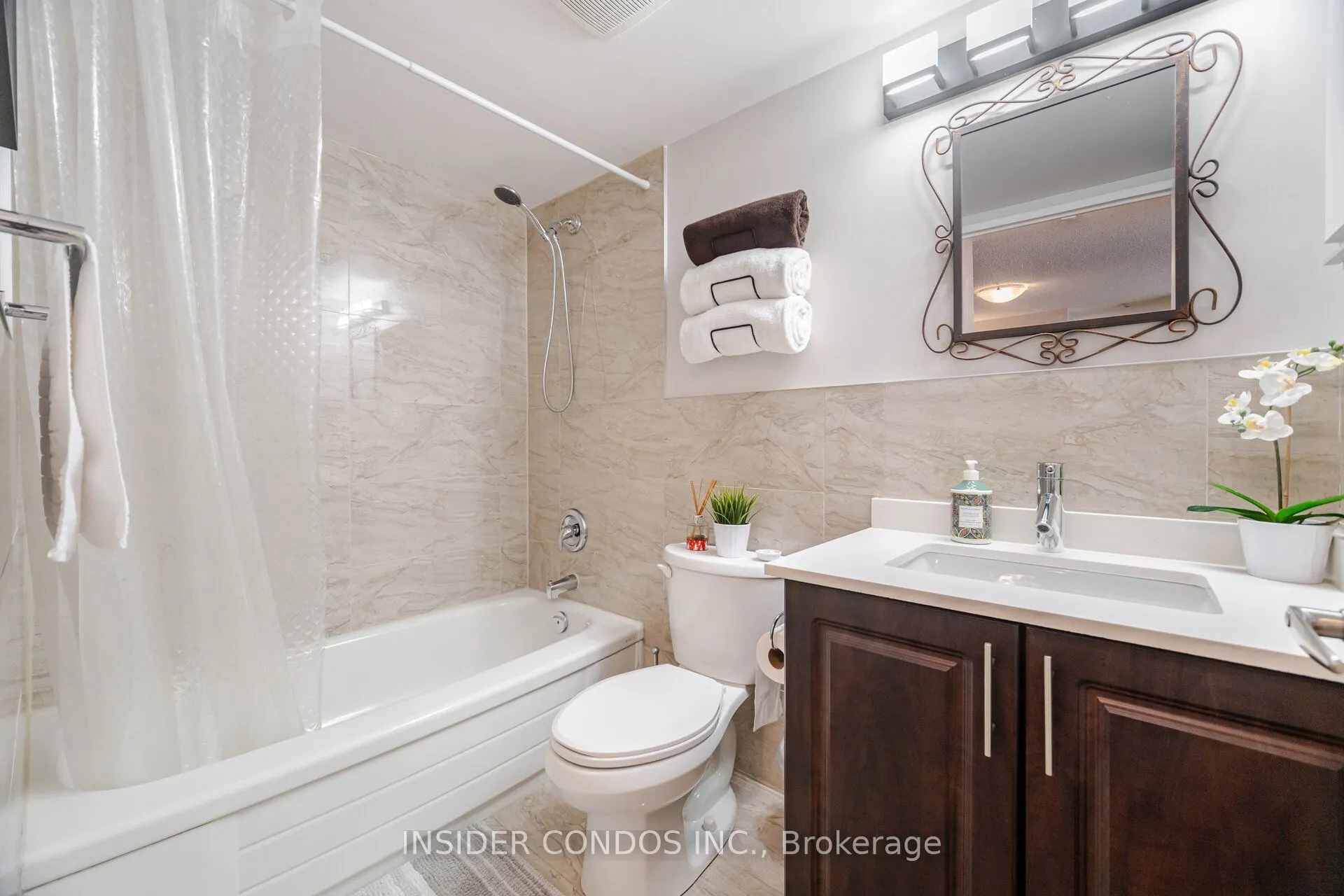 350 Rathburn Road, #1402