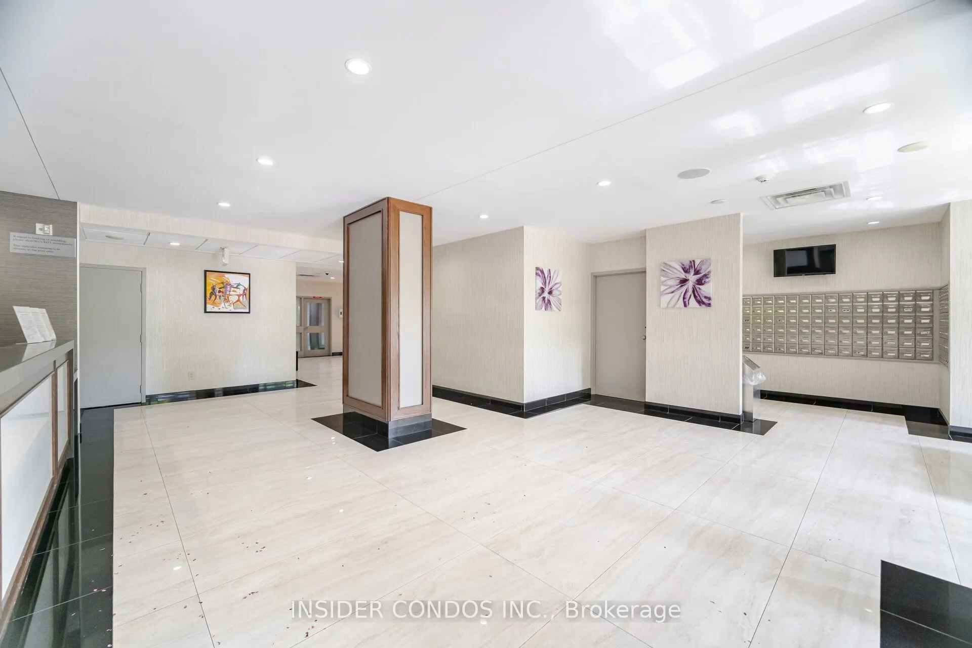350 Rathburn Road, #1402