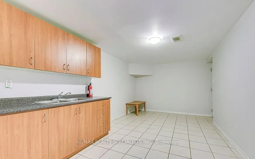 9071 Derry Road, #23