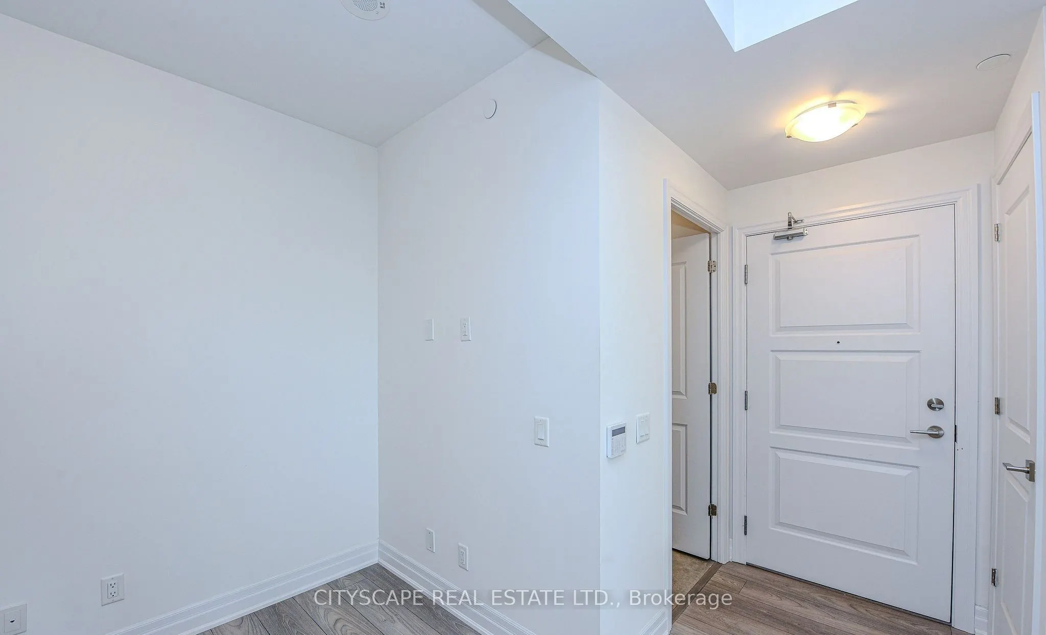 36 Elm Drive, #2505