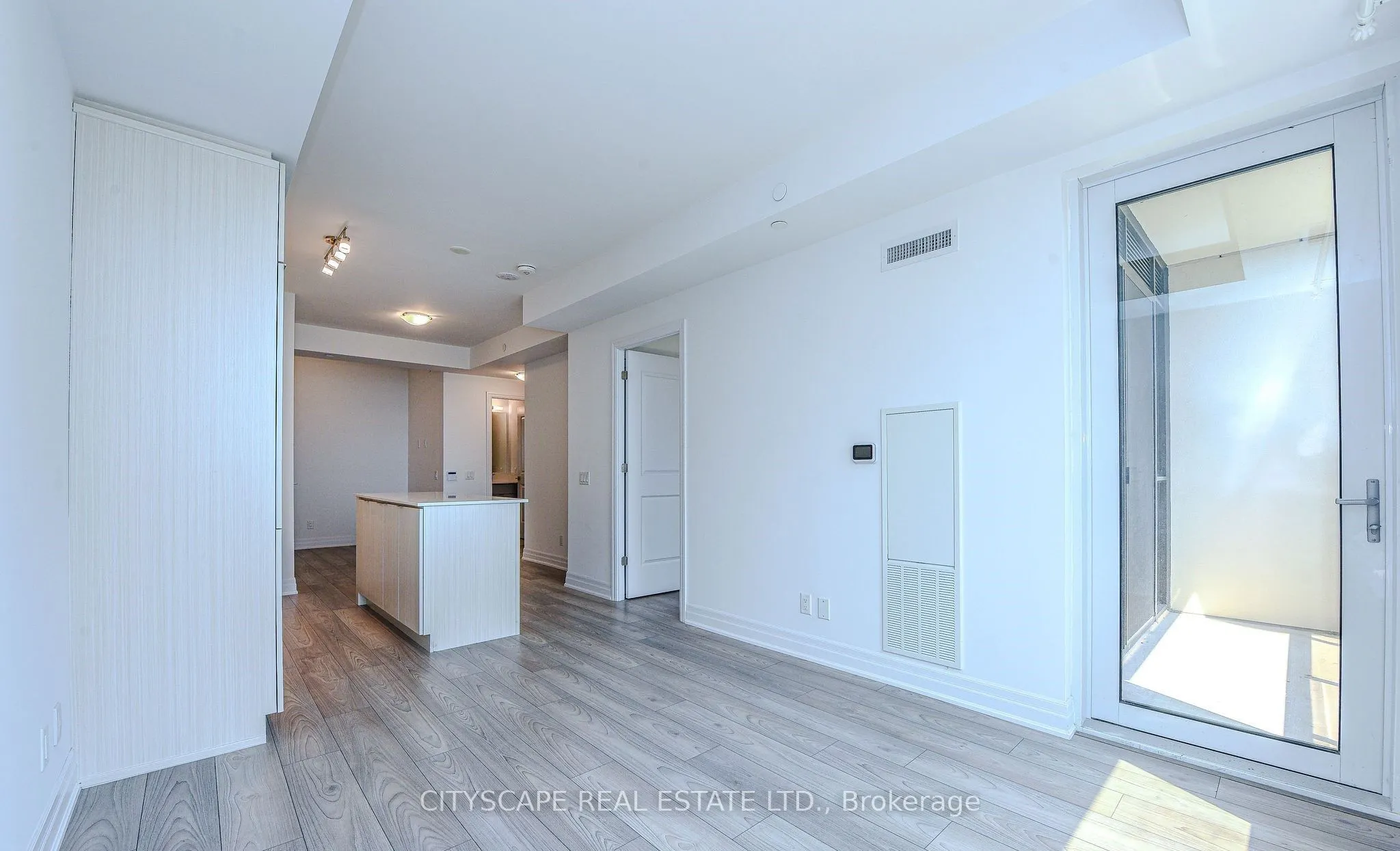 36 Elm Drive, #2505