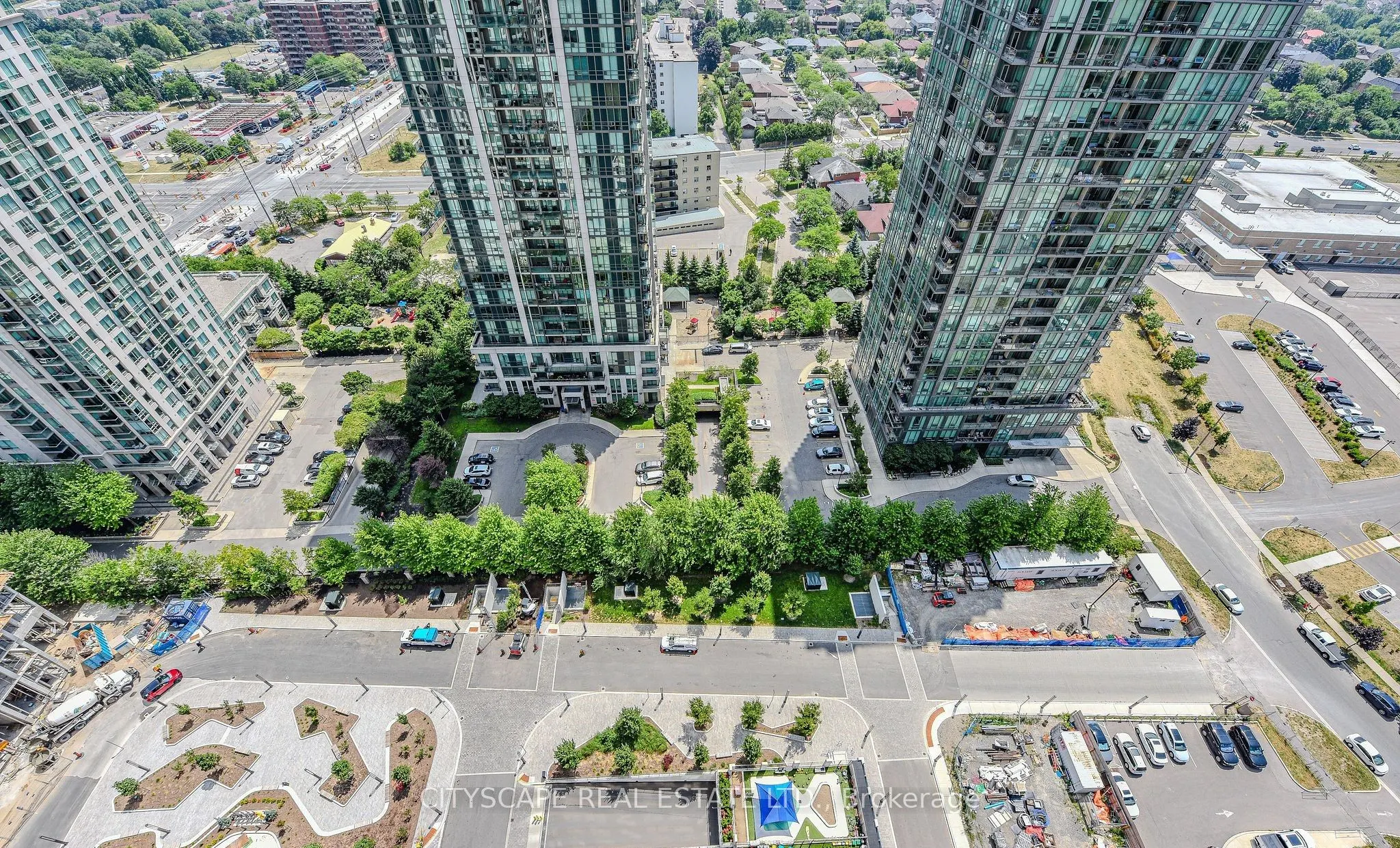 36 Elm Drive, #2505