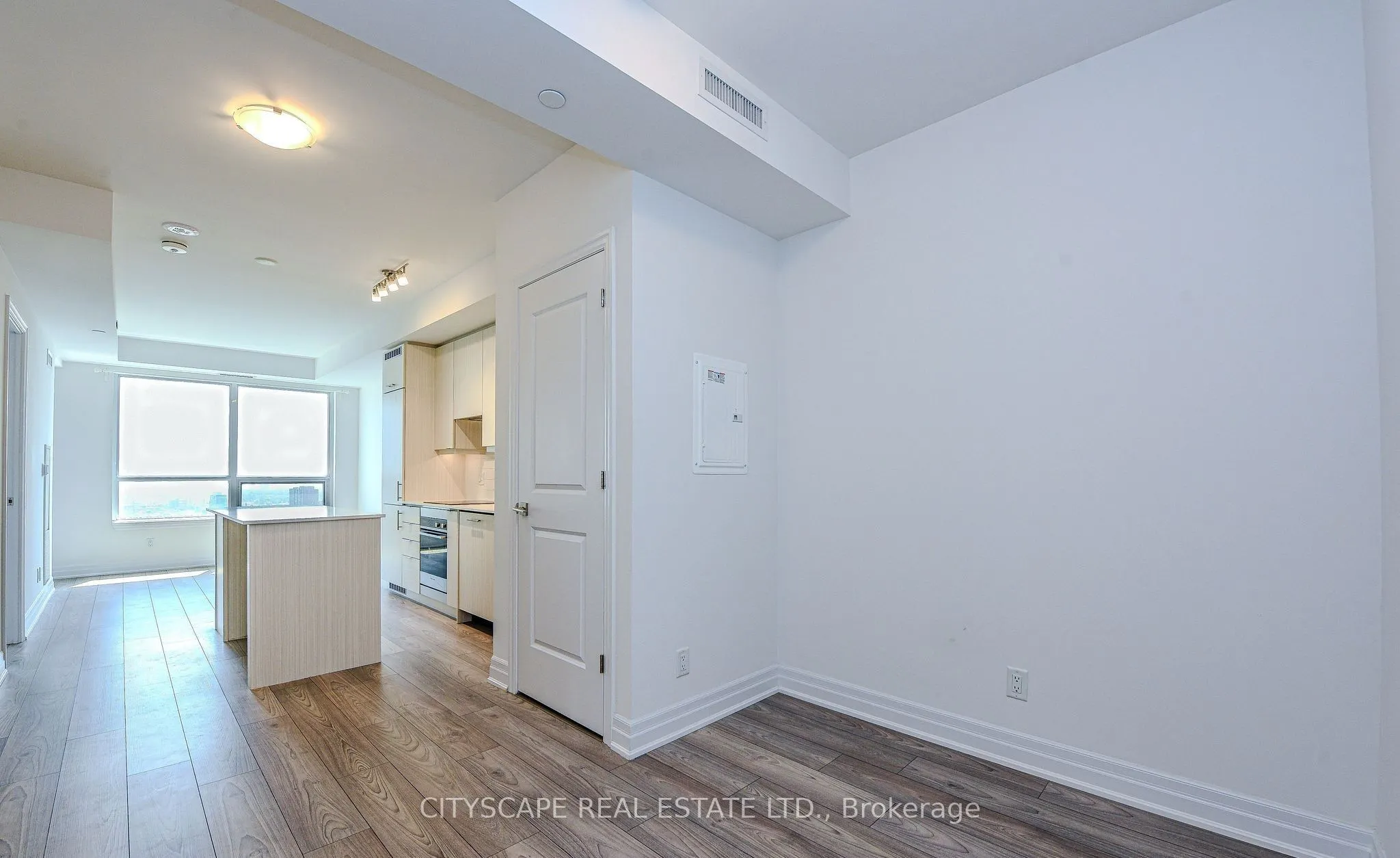 36 Elm Drive, #2505