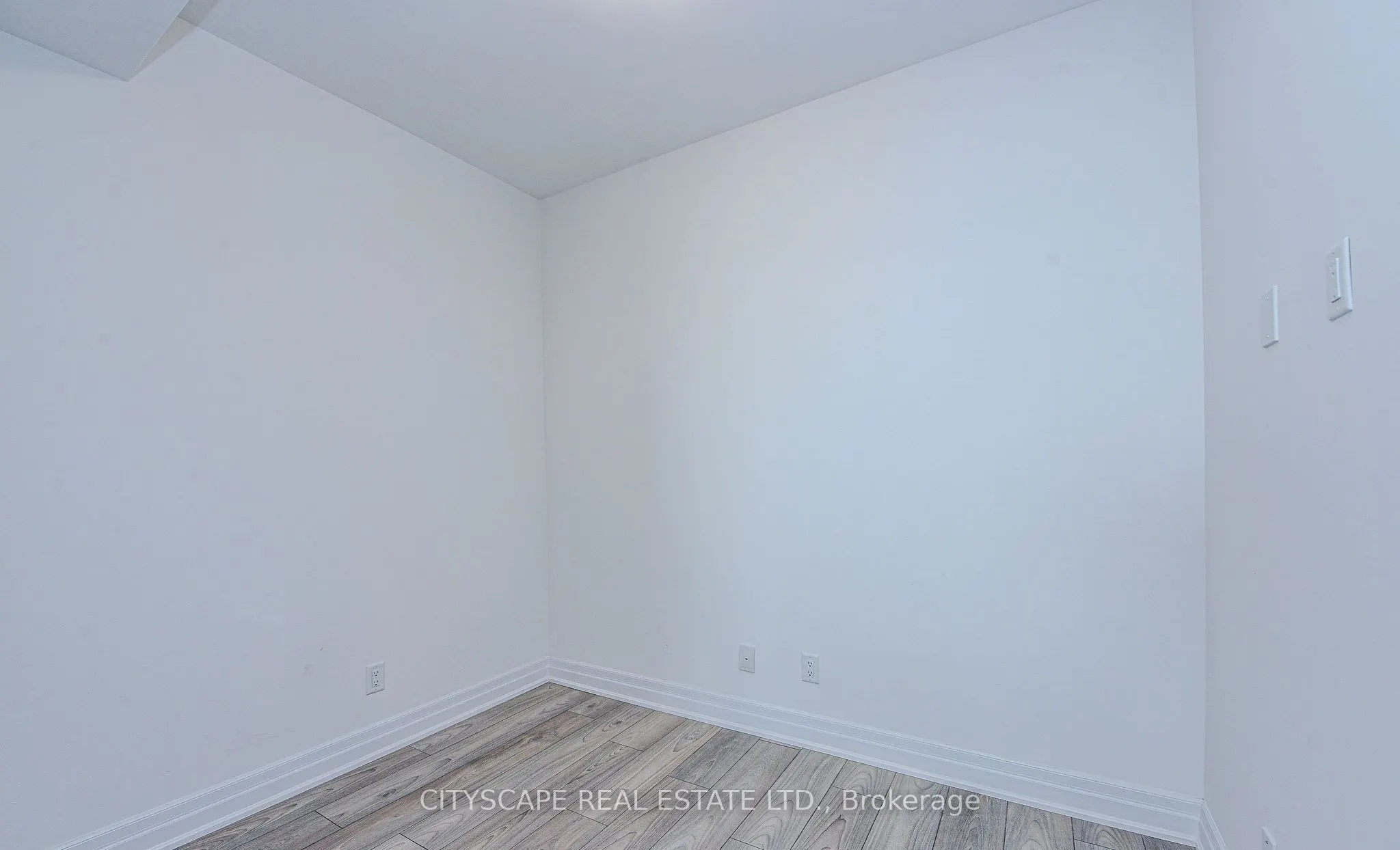 36 Elm Drive, #2505