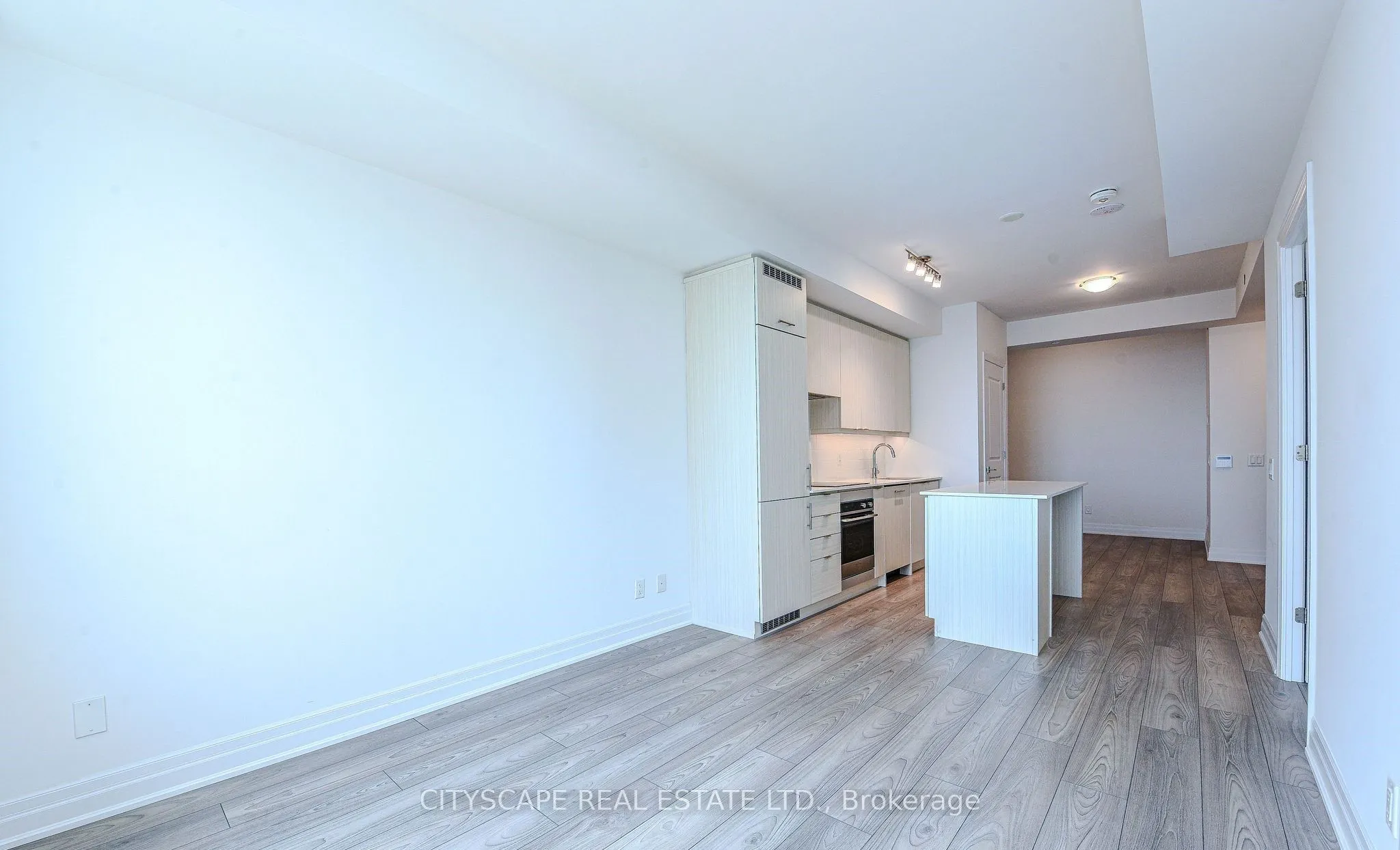 36 Elm Drive, #2505