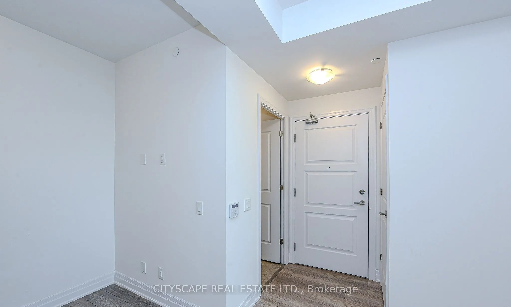 36 Elm Drive, #2505