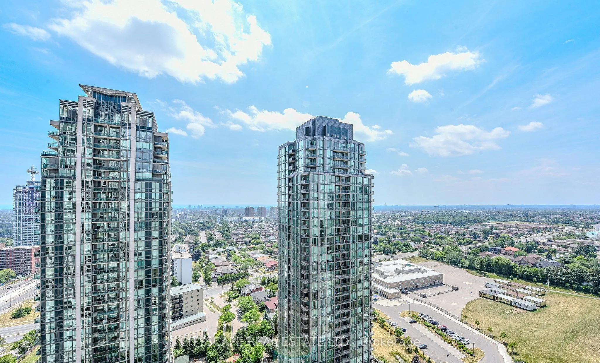 36 Elm Drive, #2505