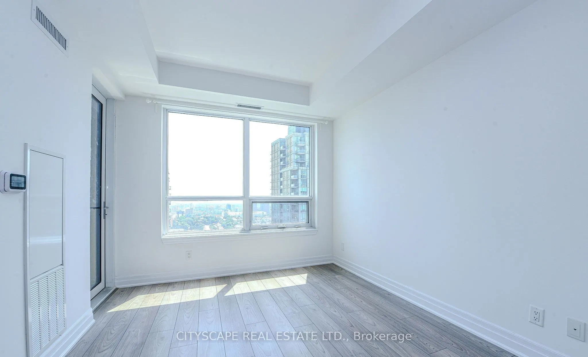 36 Elm Drive, #2505