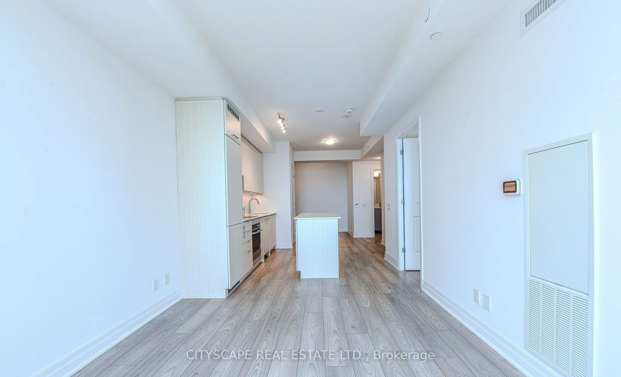 36 Elm Drive, #2505