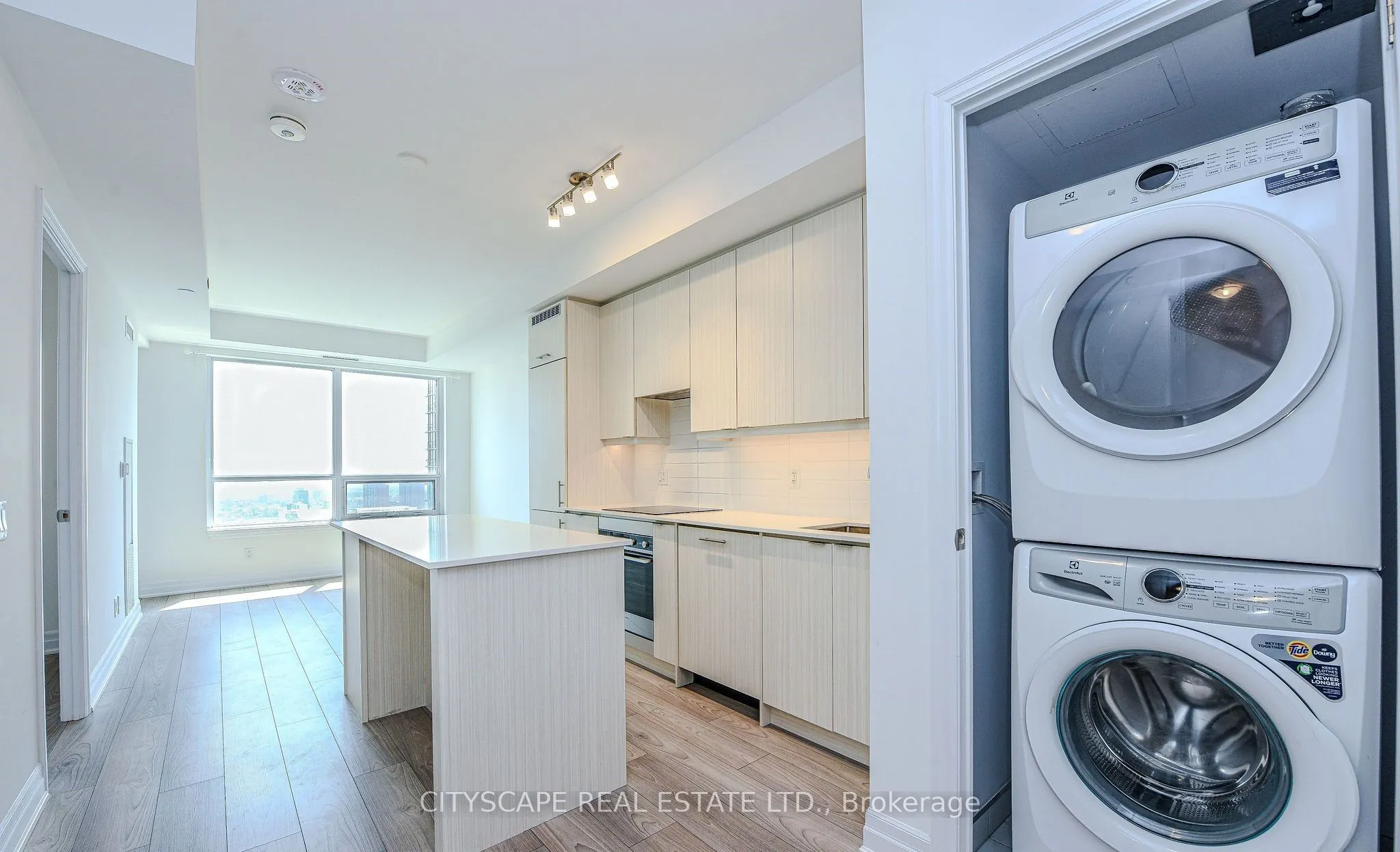 36 Elm Drive, #2505