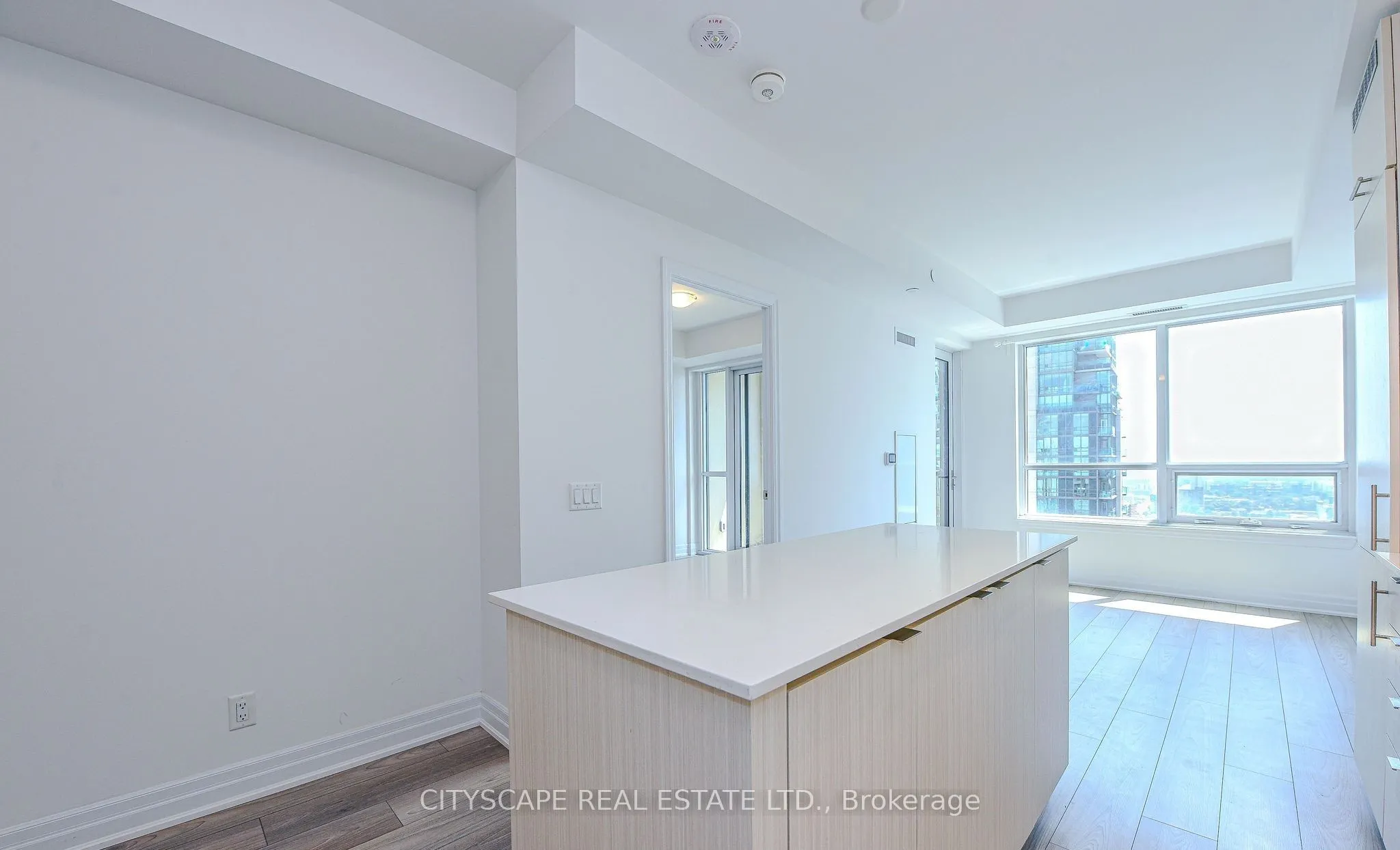 36 Elm Drive, #2505