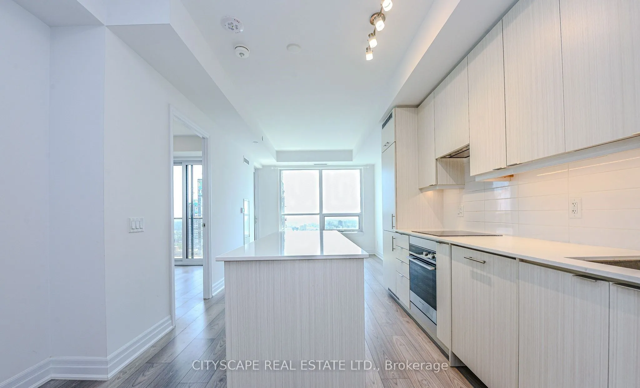 36 Elm Drive, #2505