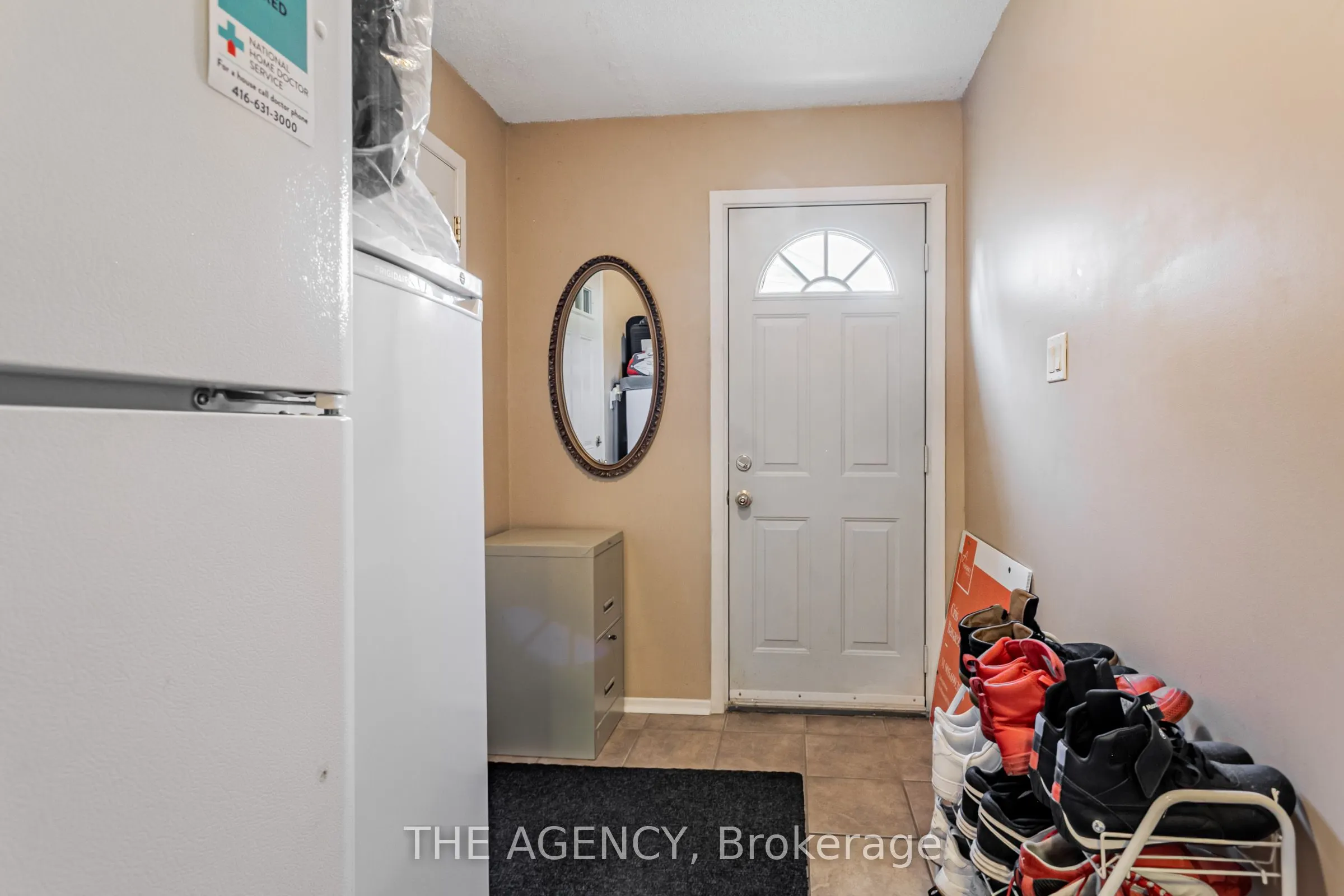 84 Blackthorn Lane