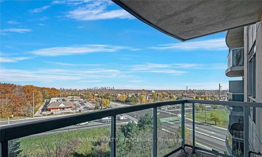 2545 Erin Centre Boulevard, #701